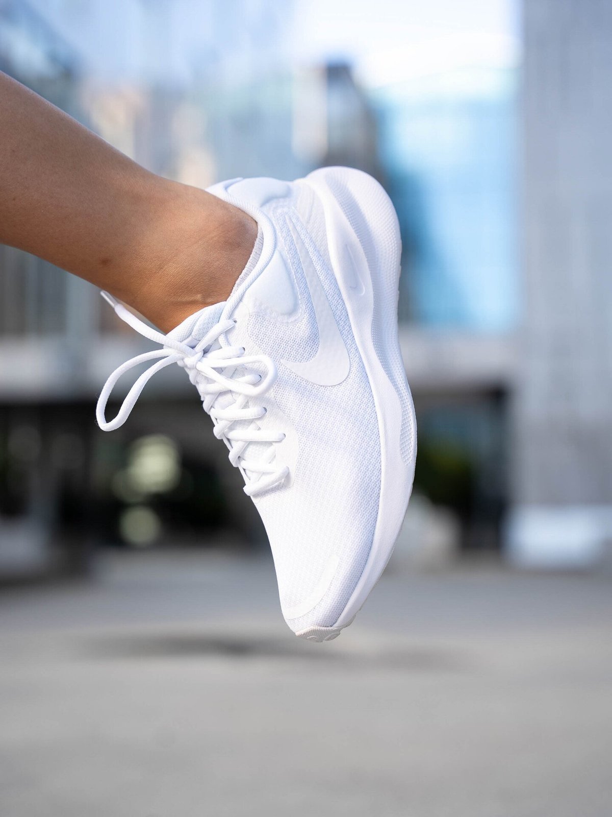 Nike Revolution 7 White