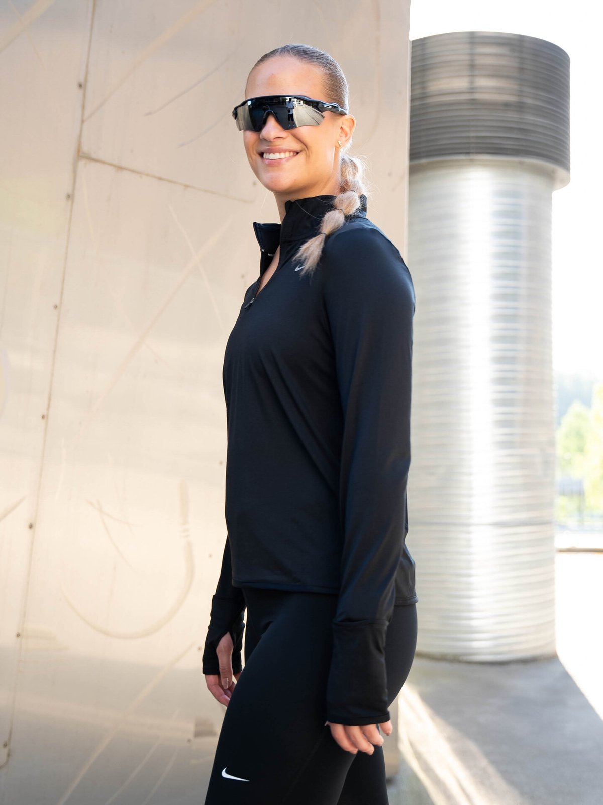 Nike Swift Element Dri-Fit UV Half-Zip Black / Reflective Silver