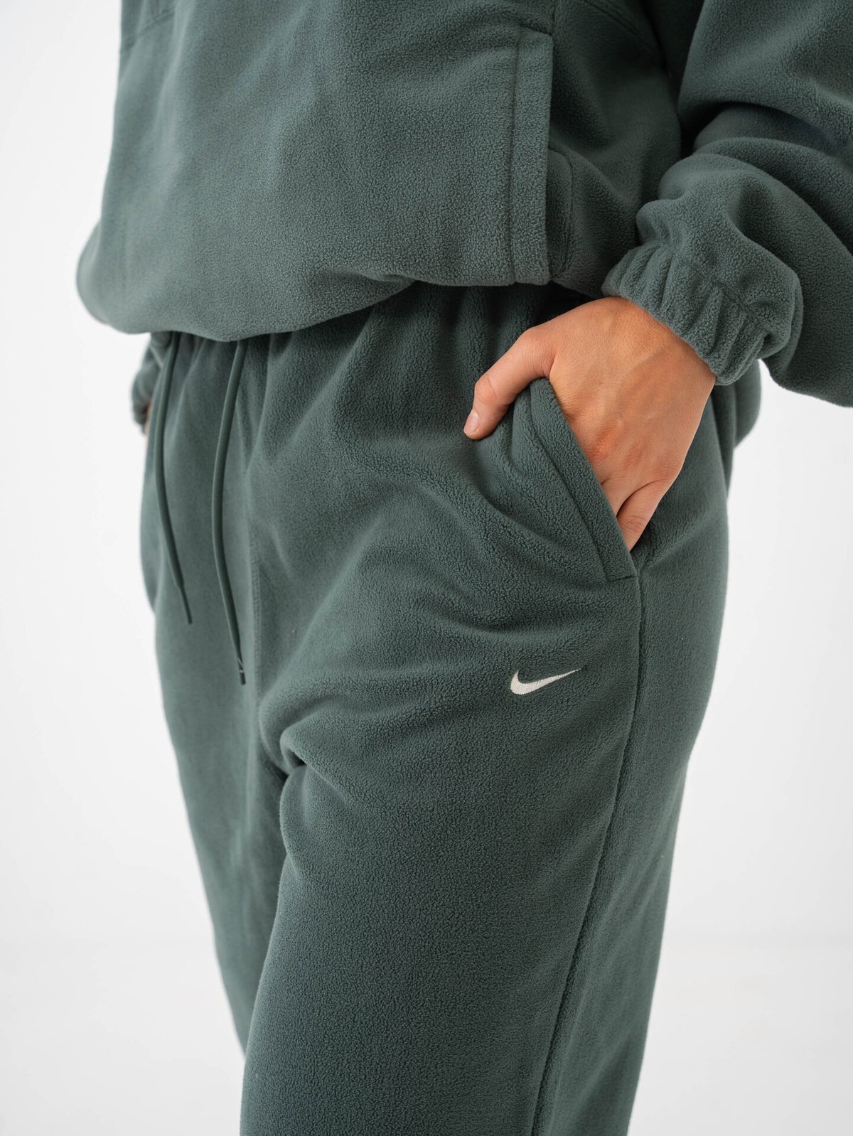 Nike One Therma-Fit Polar Pant Vintage Green/Pale Ivory