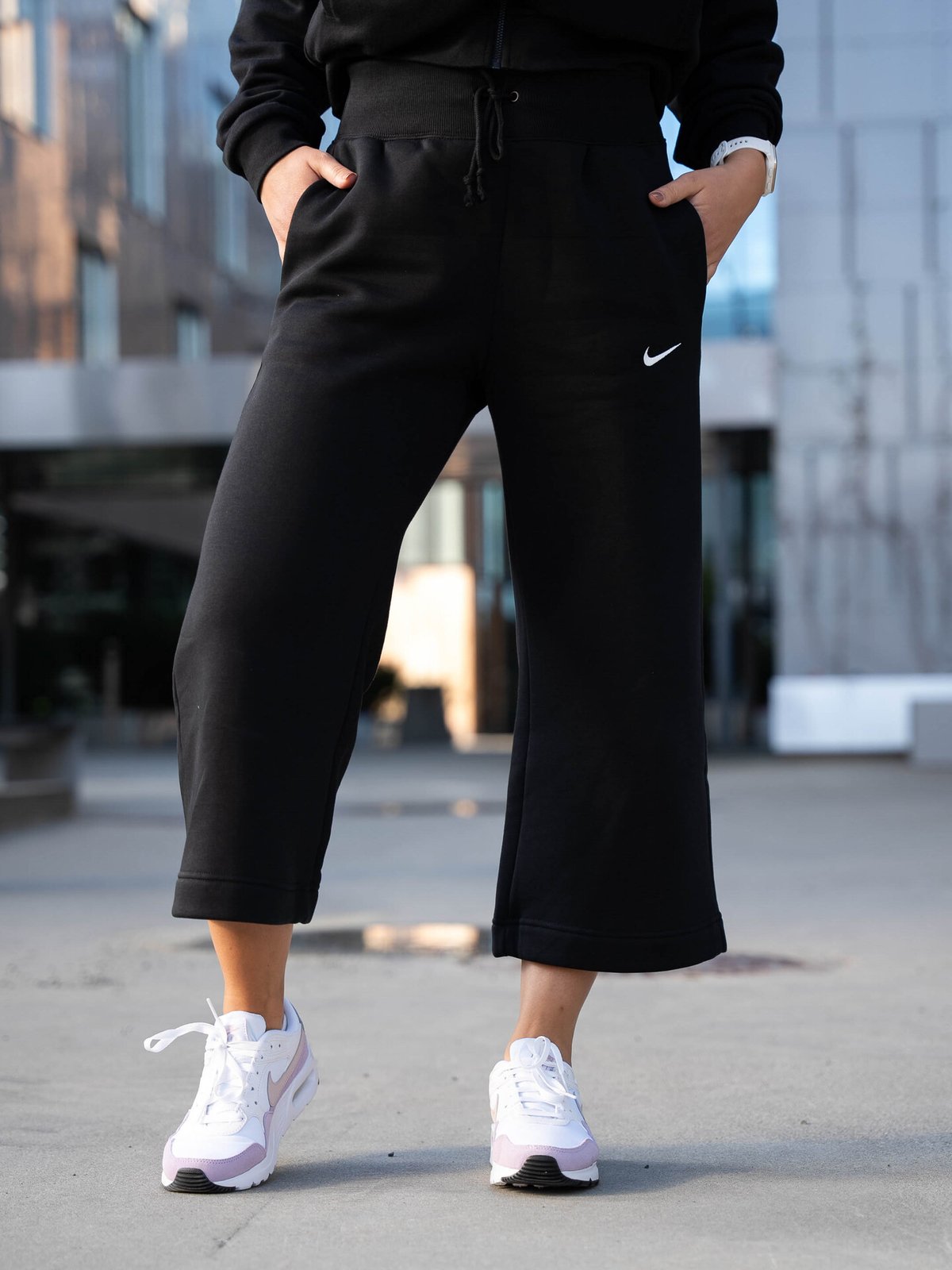 Nike Pheonix Fleece High-Rise Crop Pant Svart/Sail