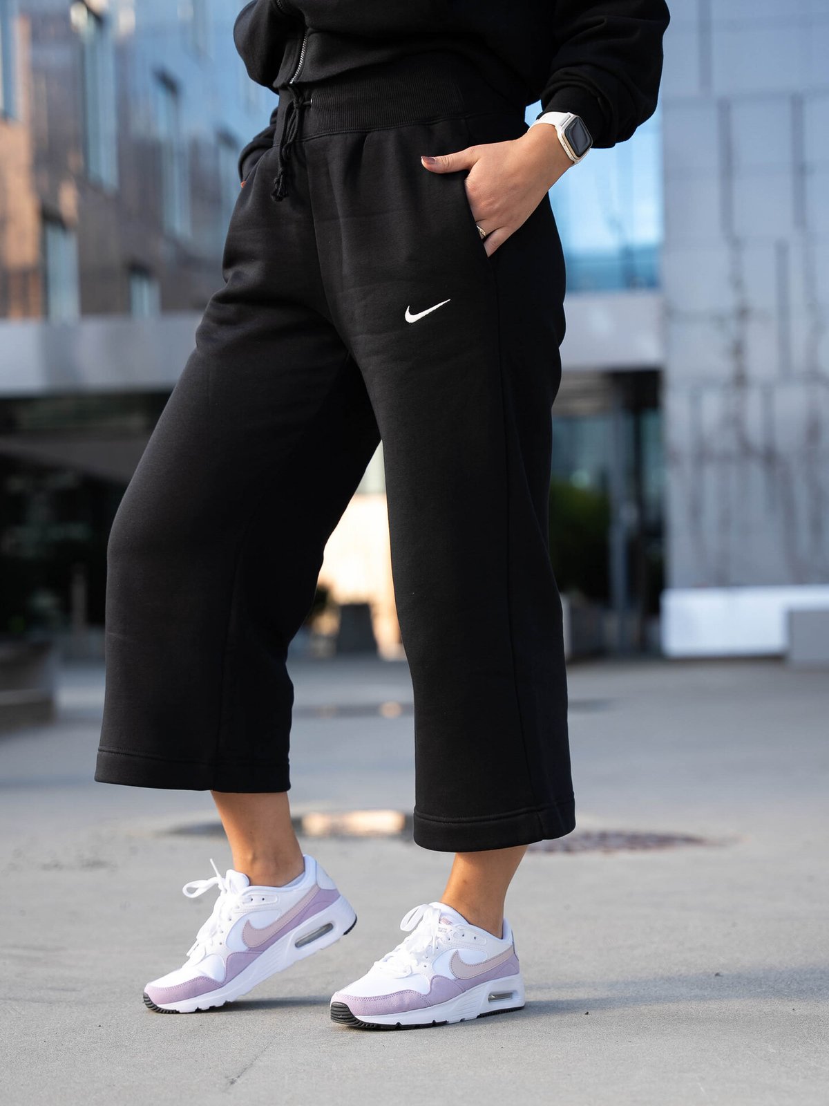 Nike Pheonix Fleece High-Rise Crop Pant Svart/Sail