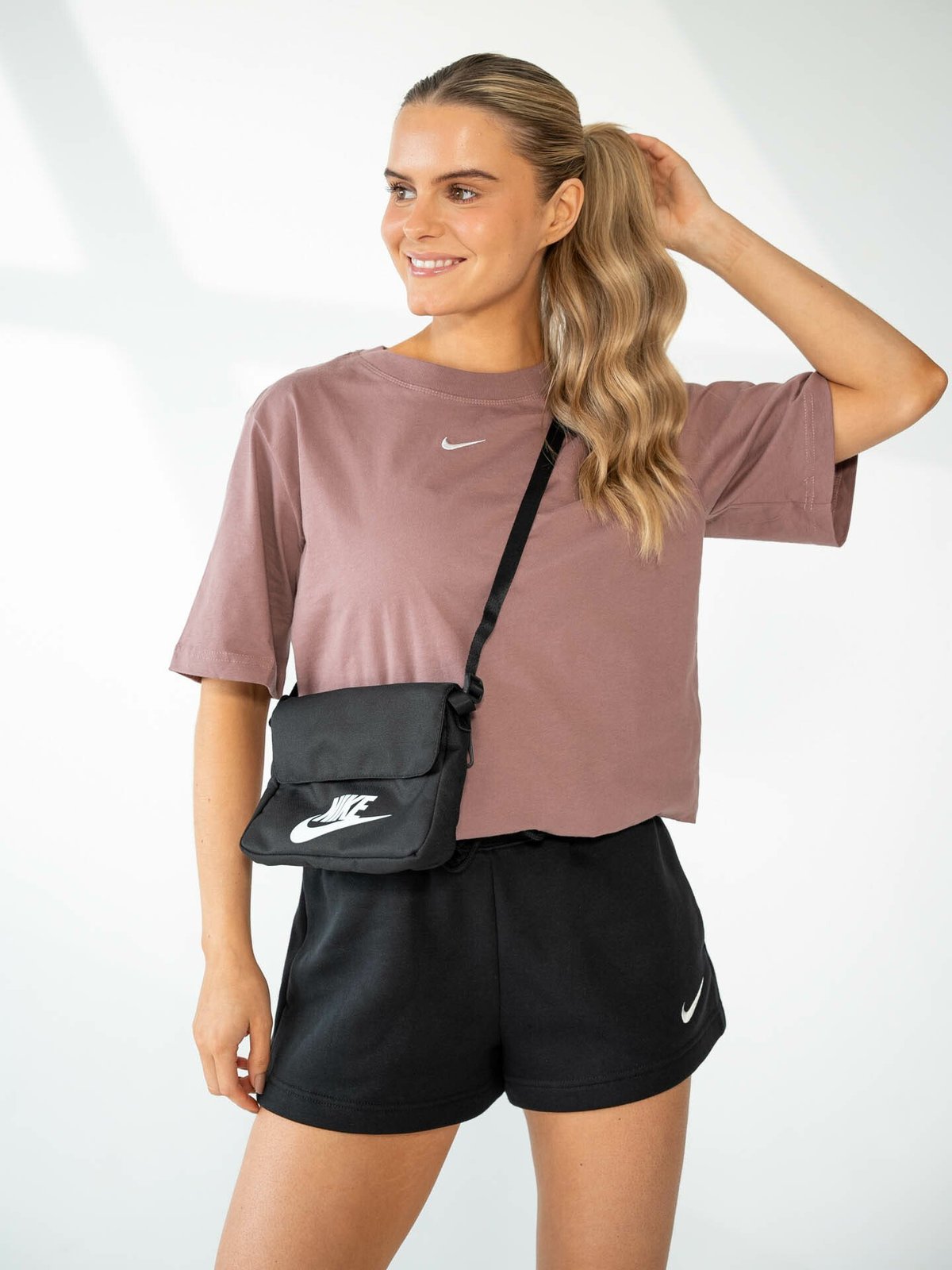 Nike Pheonix Fleece High-Rise Shorts Black