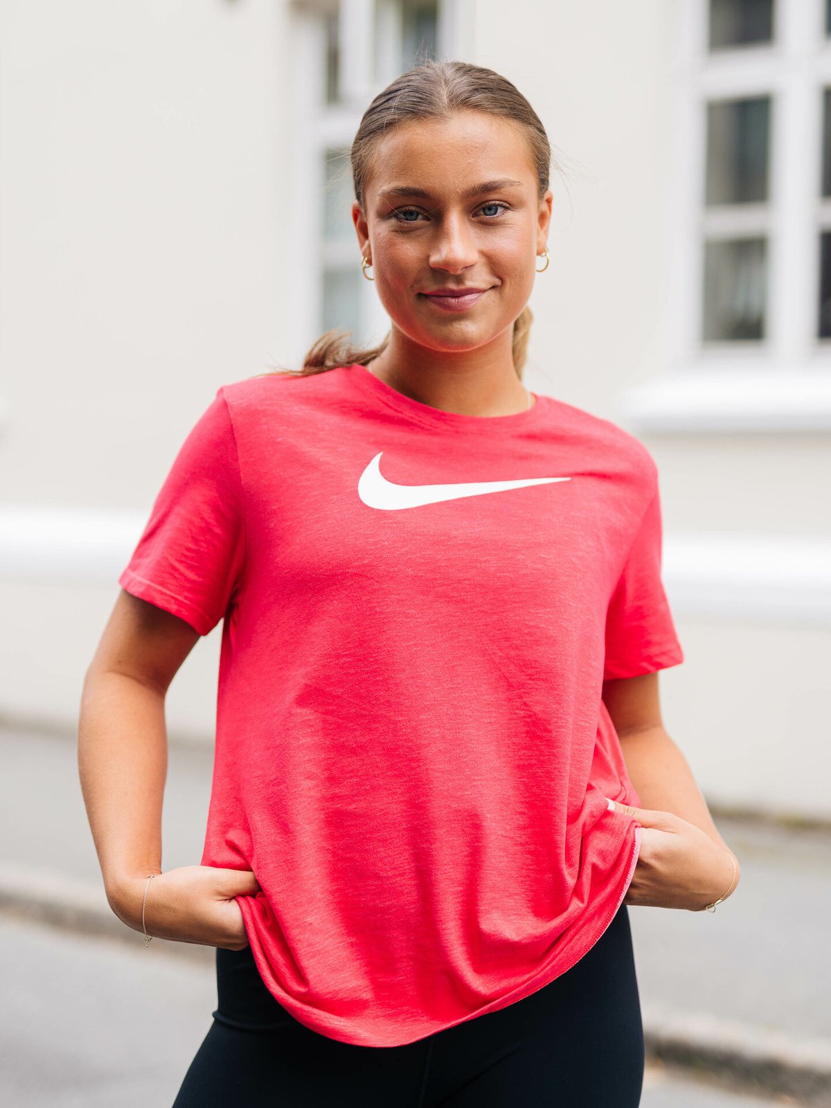 Nike Dri-Fit Swoosh Tee Light fusion red / White