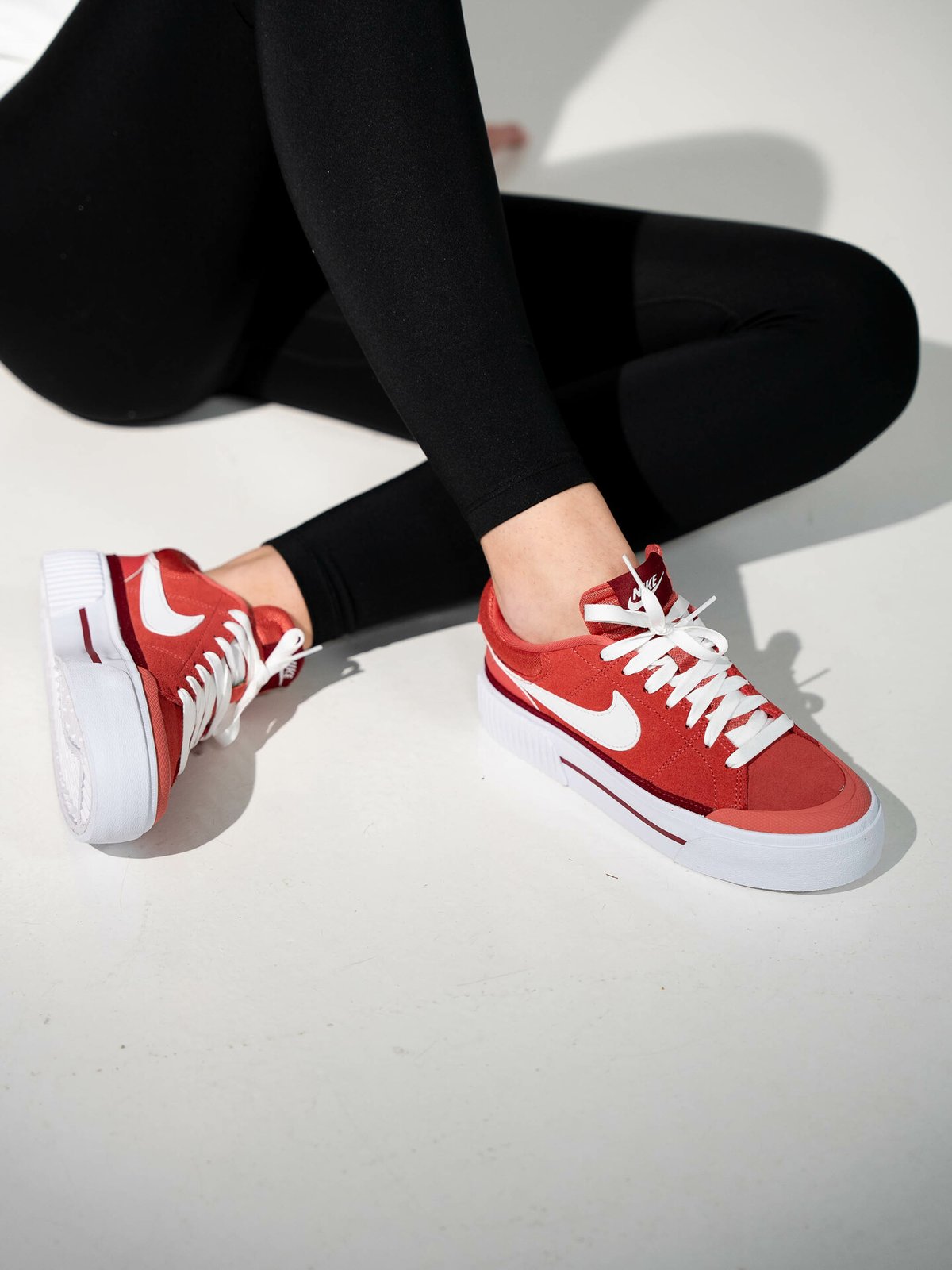 Nike Court Legacy Lift Adobe / Team Red / Dragon Red