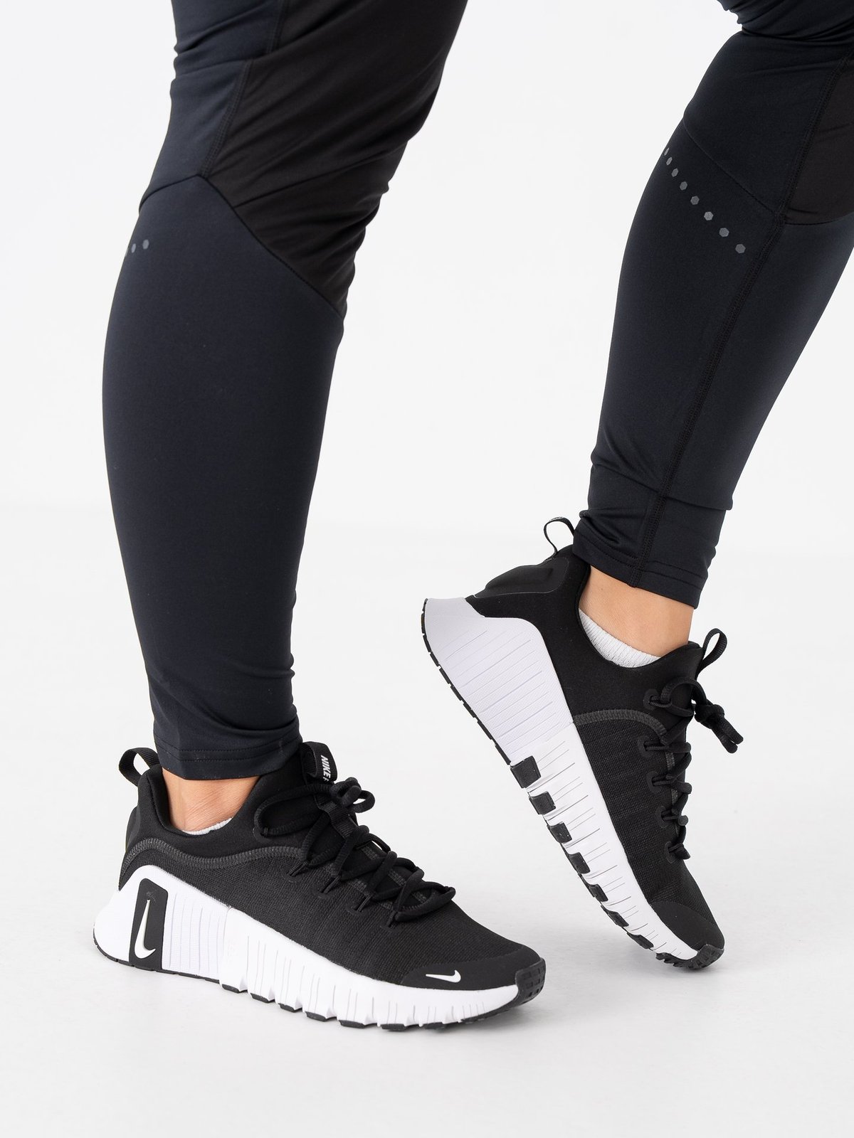 Nike Free Metcon 6 Black / White