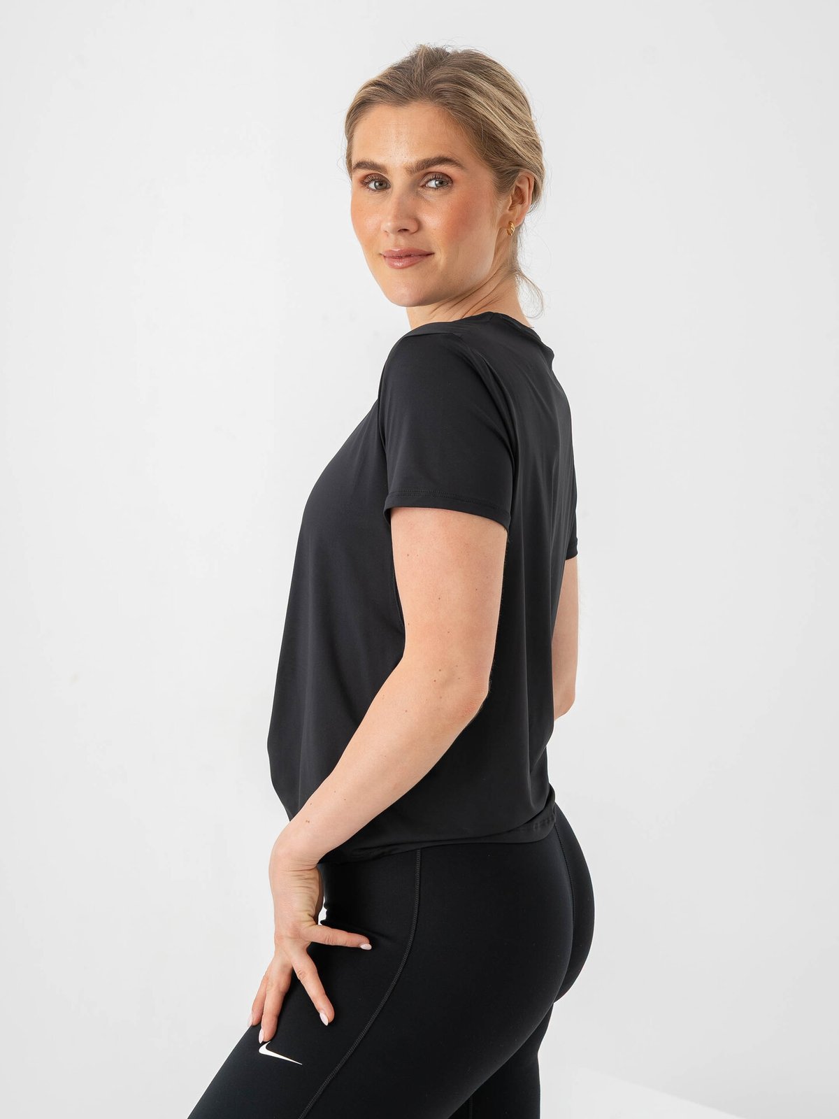 Nike One Classic Dri-Fit Short Sleeve Top Black / White