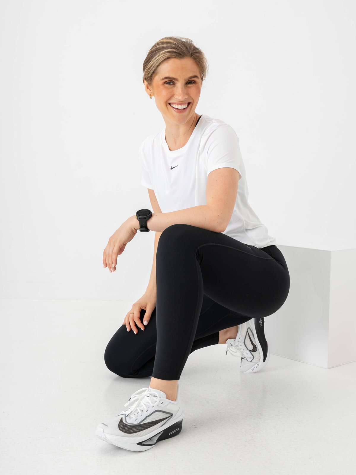 Nike One Classic Dri-Fit Short Sleeve Top White / Black