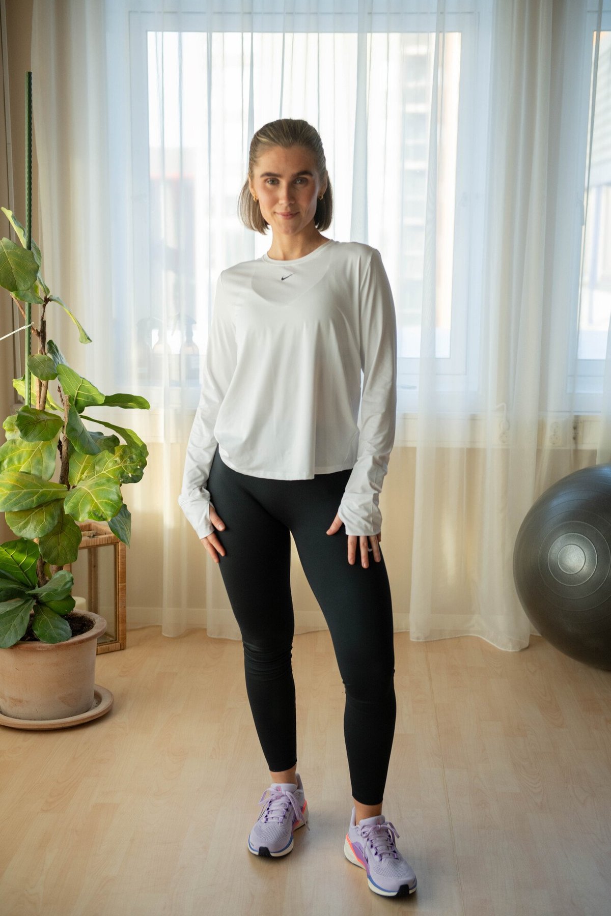 Nike One Classic Dri-Fit Long Sleeve White / Black