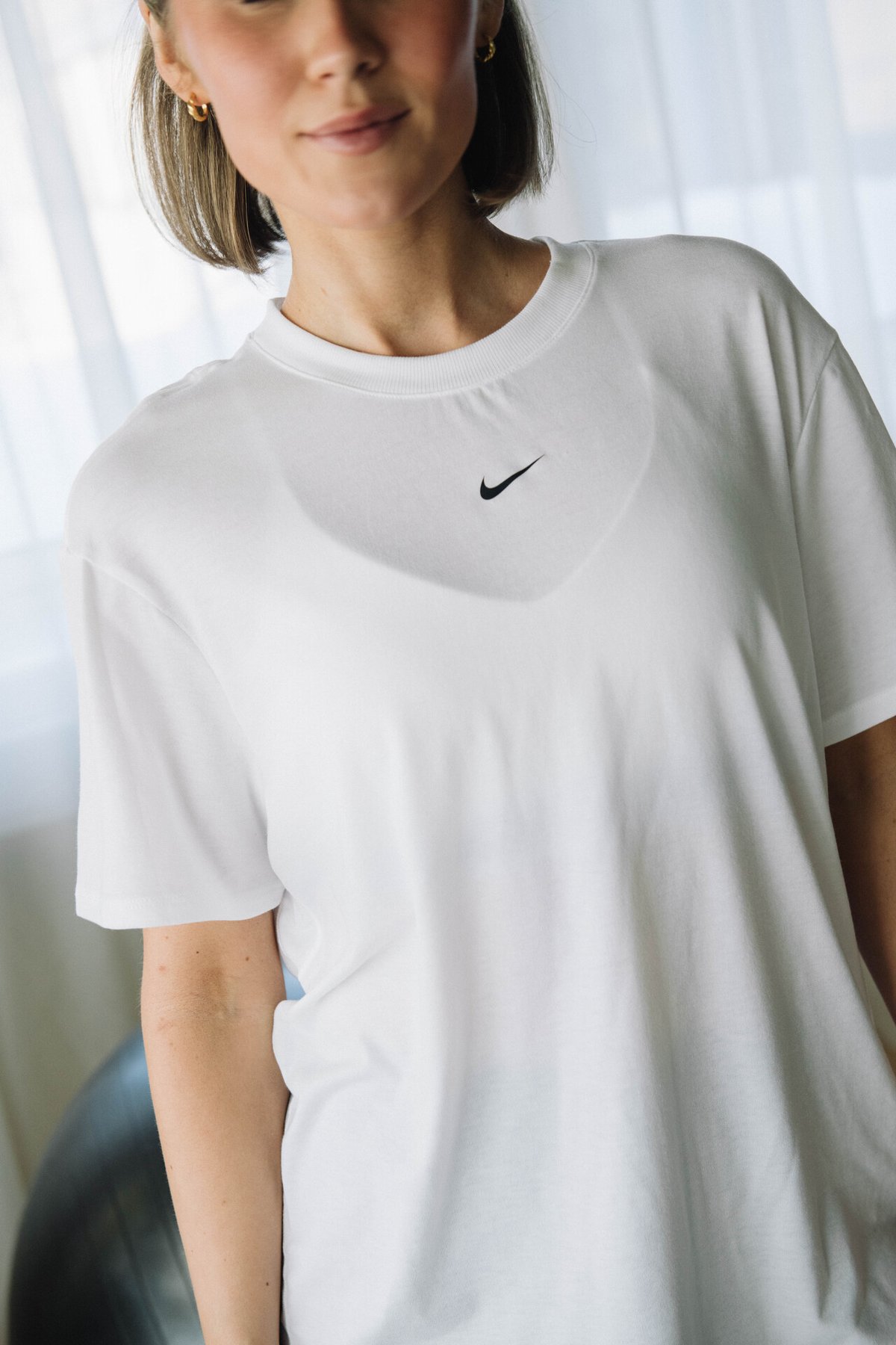Nike One Relaxed Dri-Fit Short Sleeve Top White / Black
