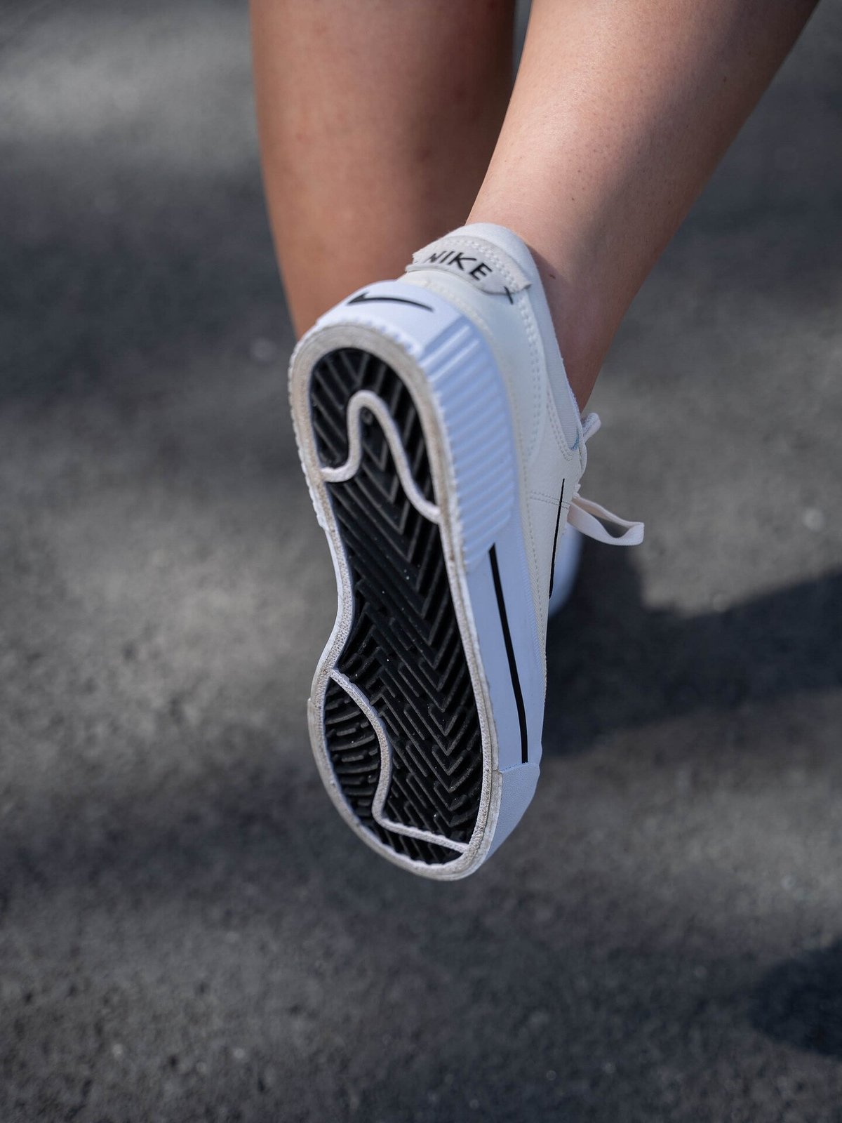 Nike Court Legacy Lift Pale Ivory / Muslin / White / Black