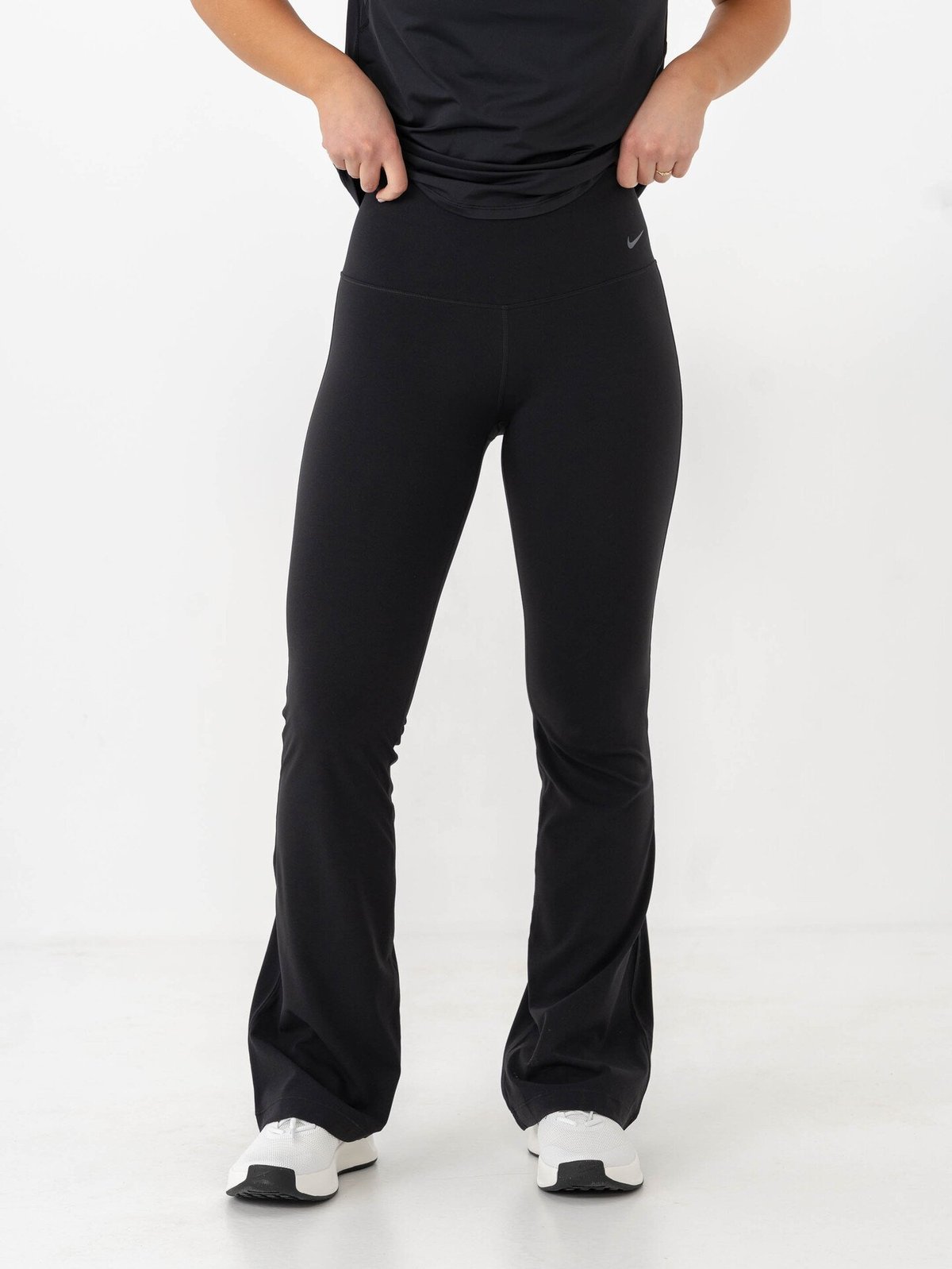Nike Nike Zenvy Dri-Fit High-Rise Flared Leggings Black