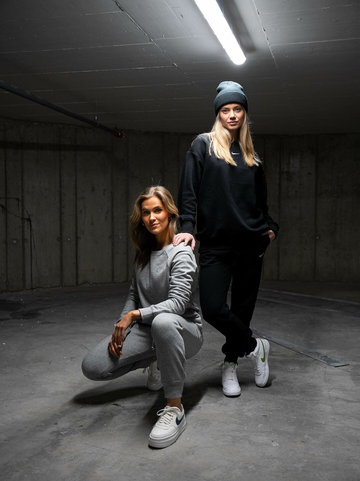 Nike Pheonix Fleece Standard Pant Grå