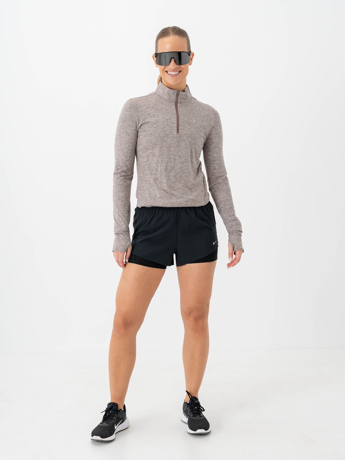 Nike Swift Dri-Fit Mid-Rise 2in1 Shorts Black / Reflective Silver