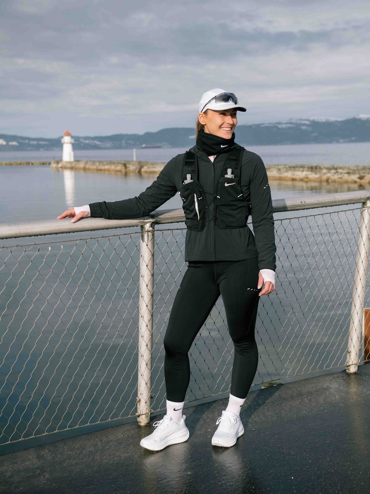 Nike Swift Repel Packable Running Jacket Black