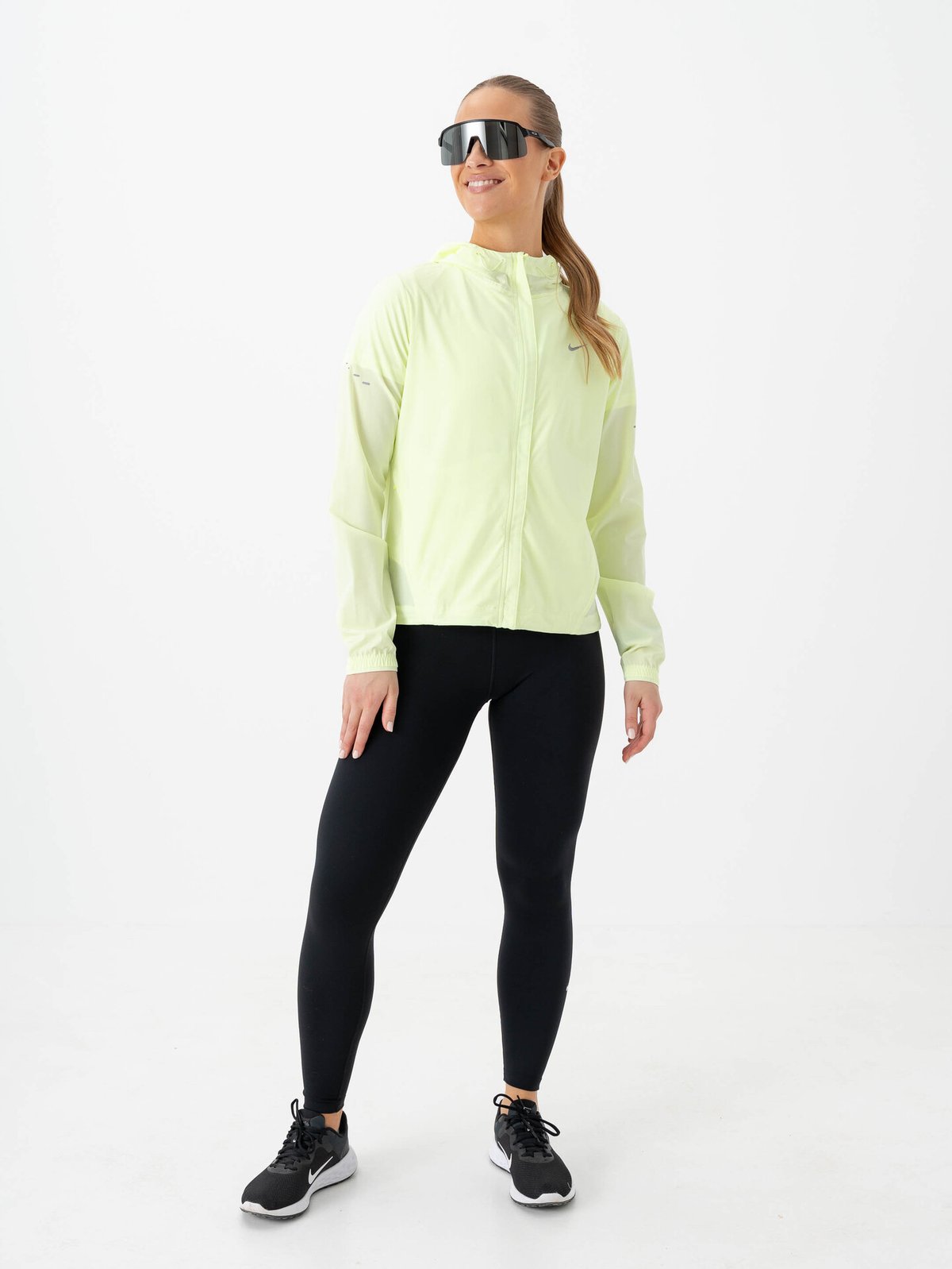 Nike Swift Repel Packable Running Jacket Barely Volt / Reflective Silver