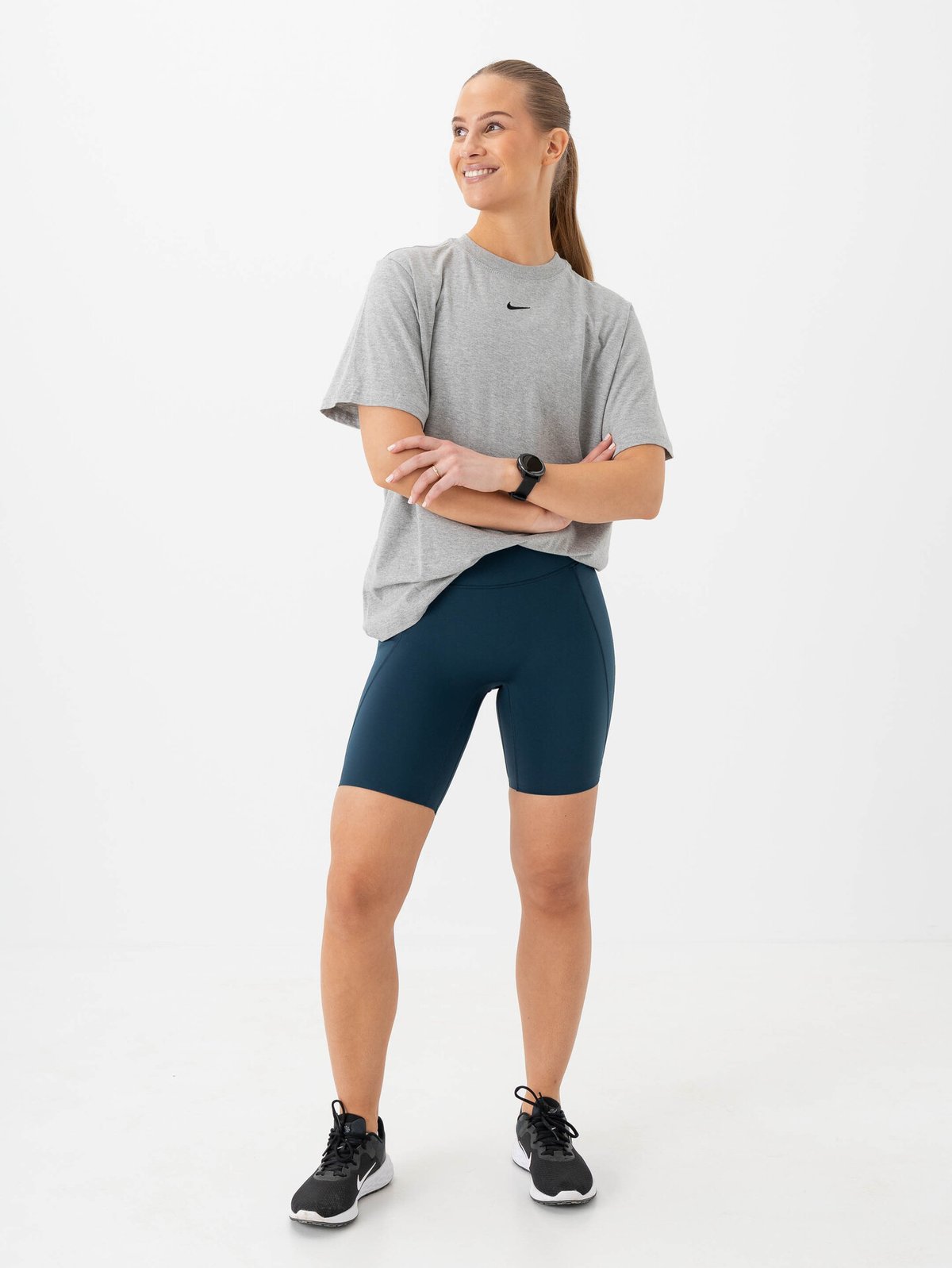 Nike Dri-Fit Universa High-Rise 8in Pocket Shorts Armory Navy / Anthracite / Riftblue