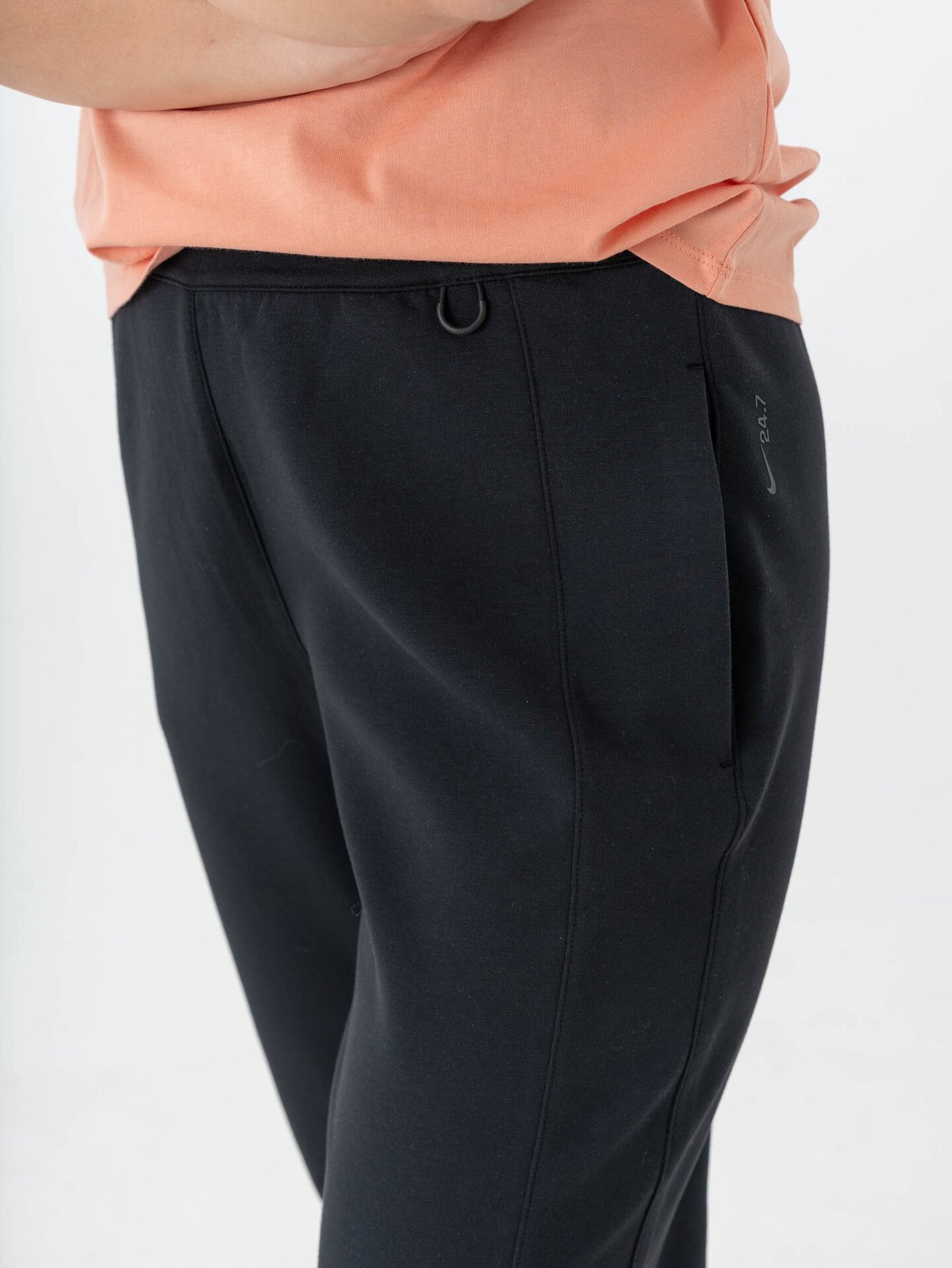 Nike 24.7 Dri-Fit Mid-Rise Jogger Soft Black / Dark Smoke Grey