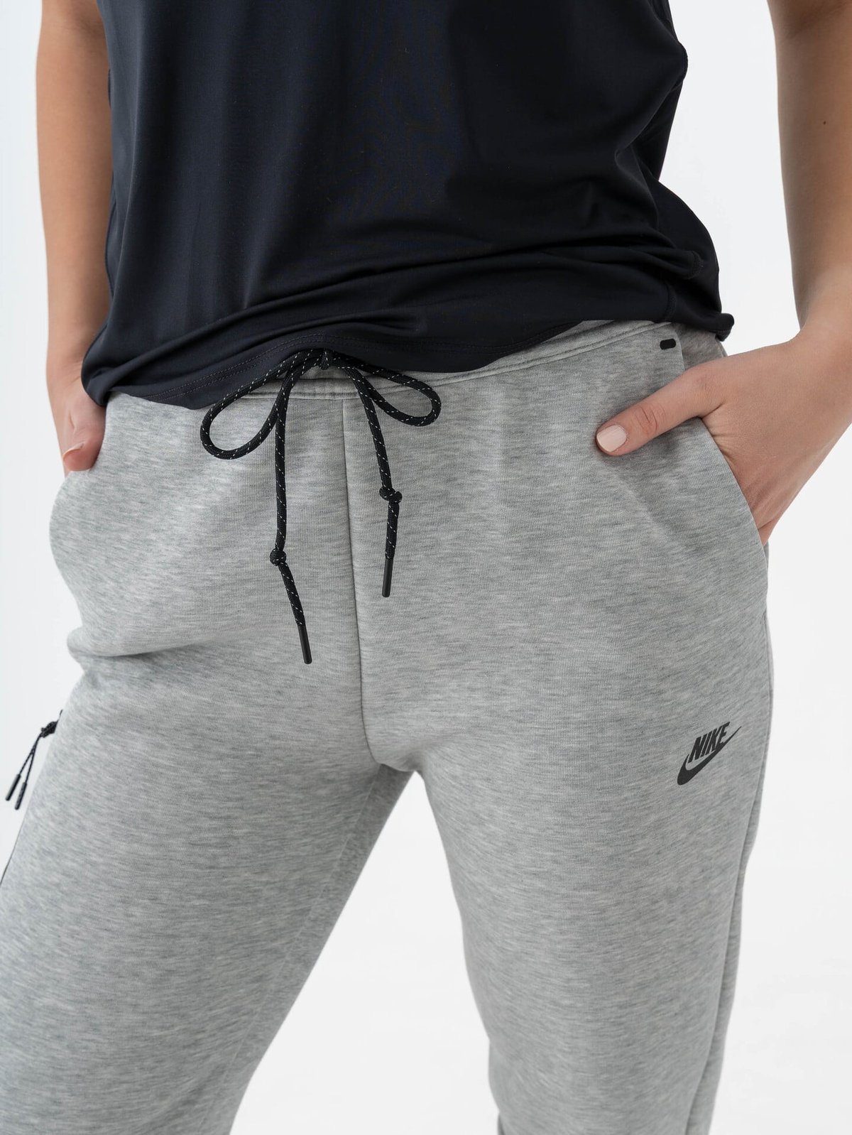 Nike Sportswear Tech Fleece Jogger Pant 2.0 Dark Grey Heather / Black