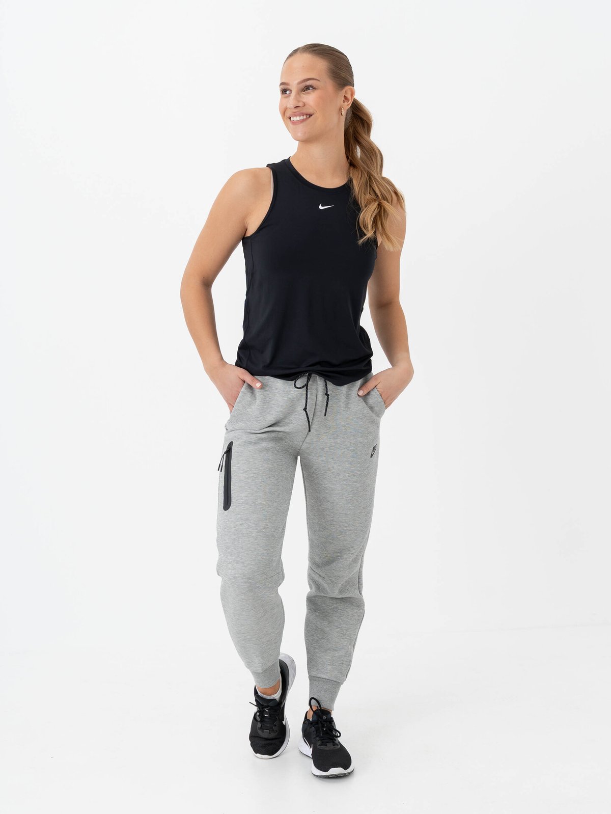 Nike Sportswear Tech Fleece Jogger Pant 2.0 Dark Grey Heather / Black