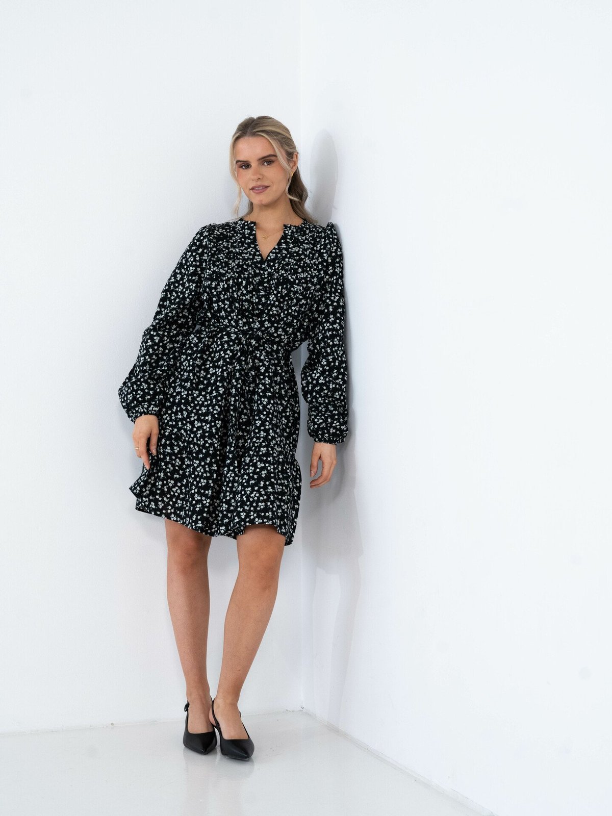 NORR Opal Seersucker Dress Black Flower