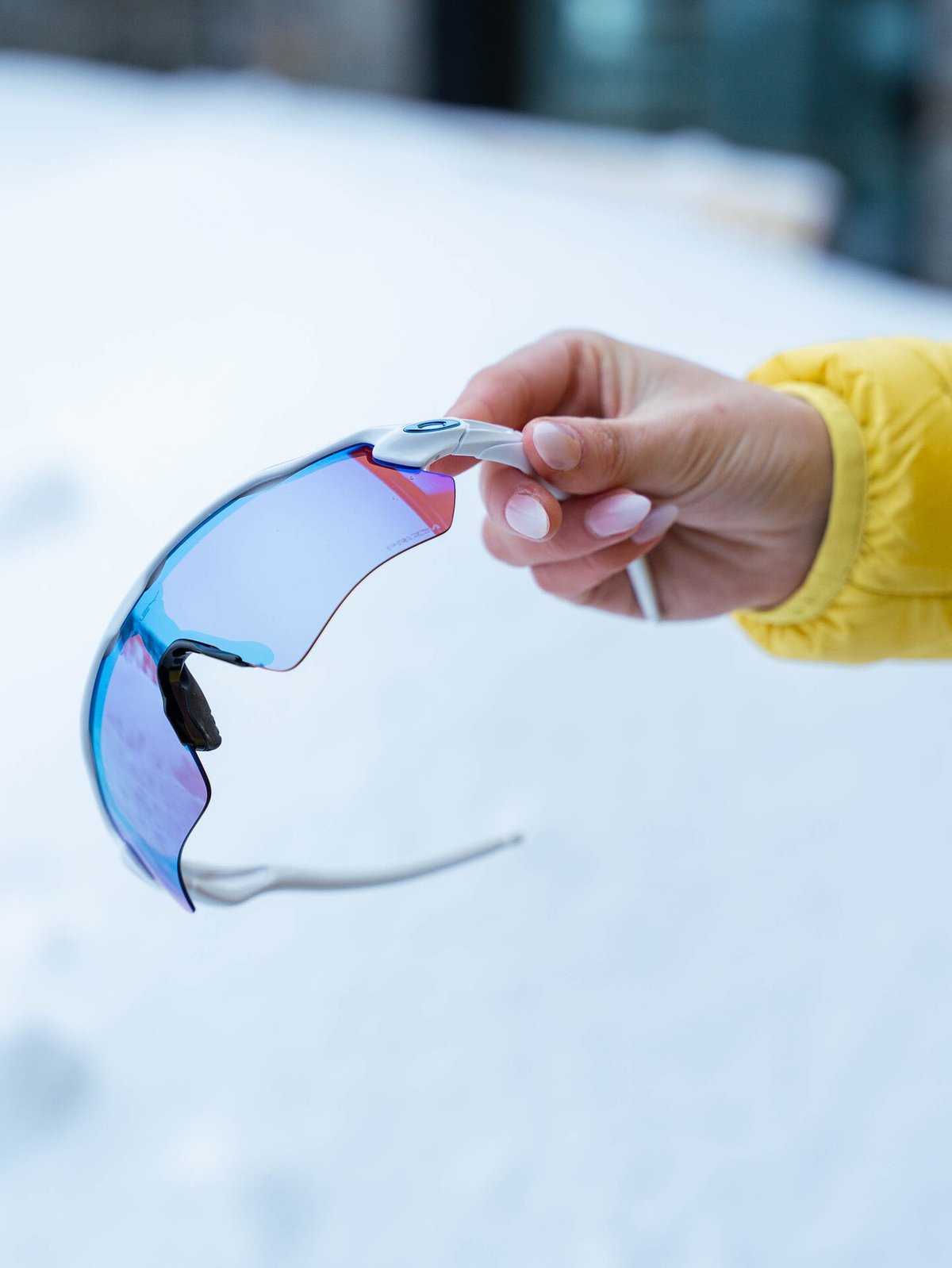 Oakley Radar Ev Path Polished White / Brilleglassfarge: Prizm Sapphire / Lysgjennomslipp: 12%