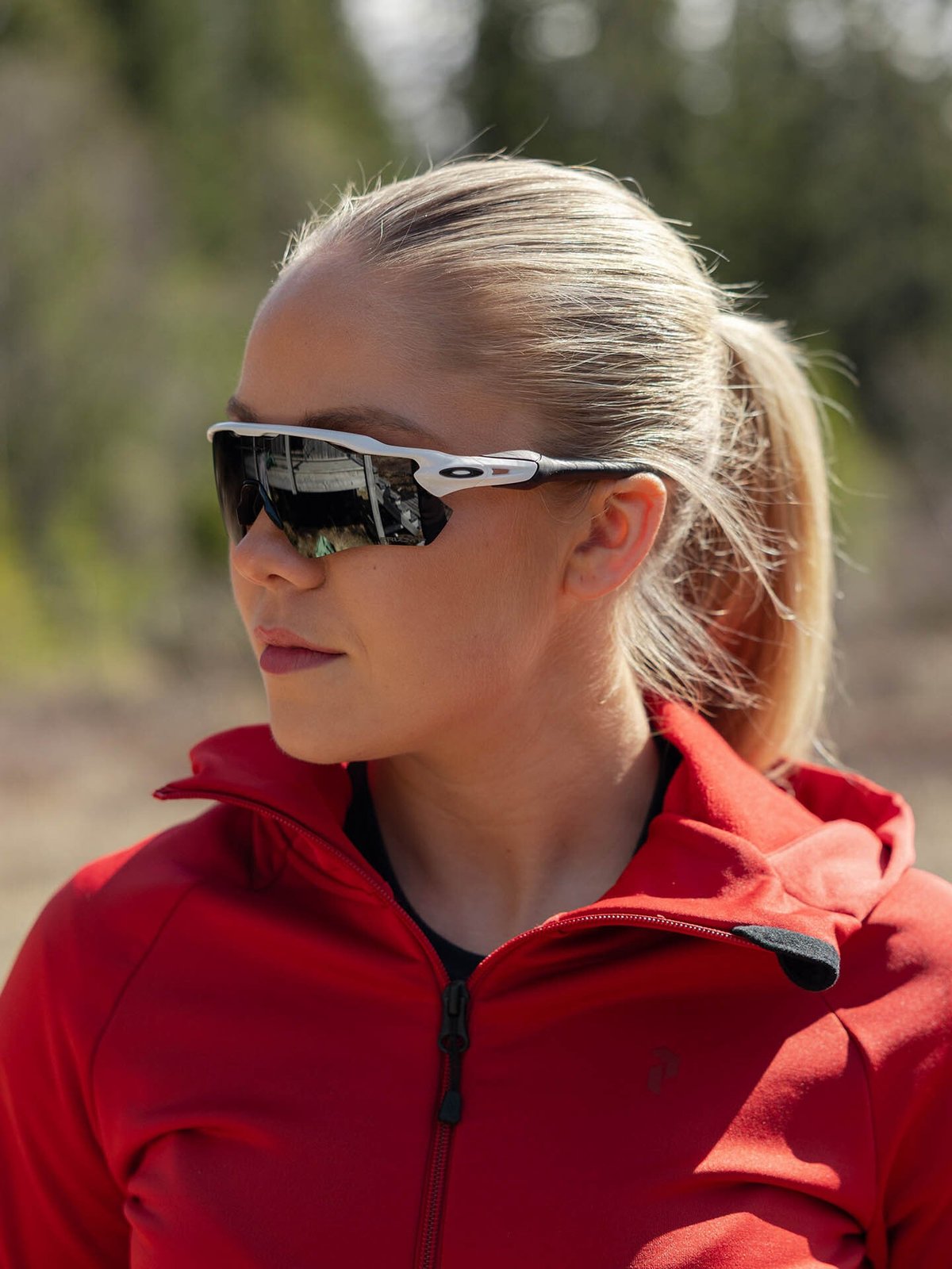 Oakley Radar EV Path Polarized Polished White / Brilleglassfarge: Prizm Black Polarized / Lysgjennomslipp: 11%