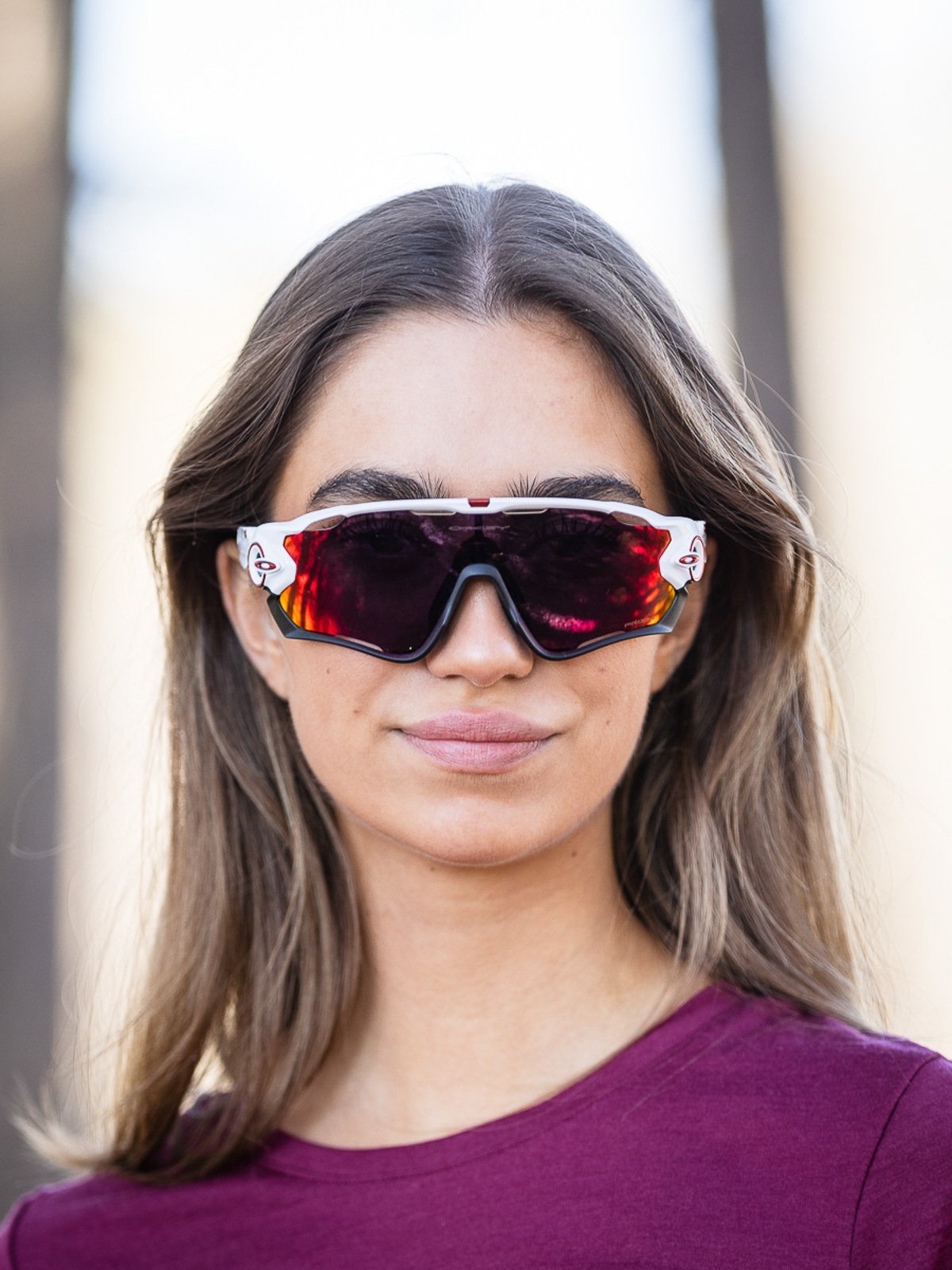 Oakley Jawbreaker Polished White / Brilleglassfarge: Prizm Road / Lysgjennomslipp: 20%