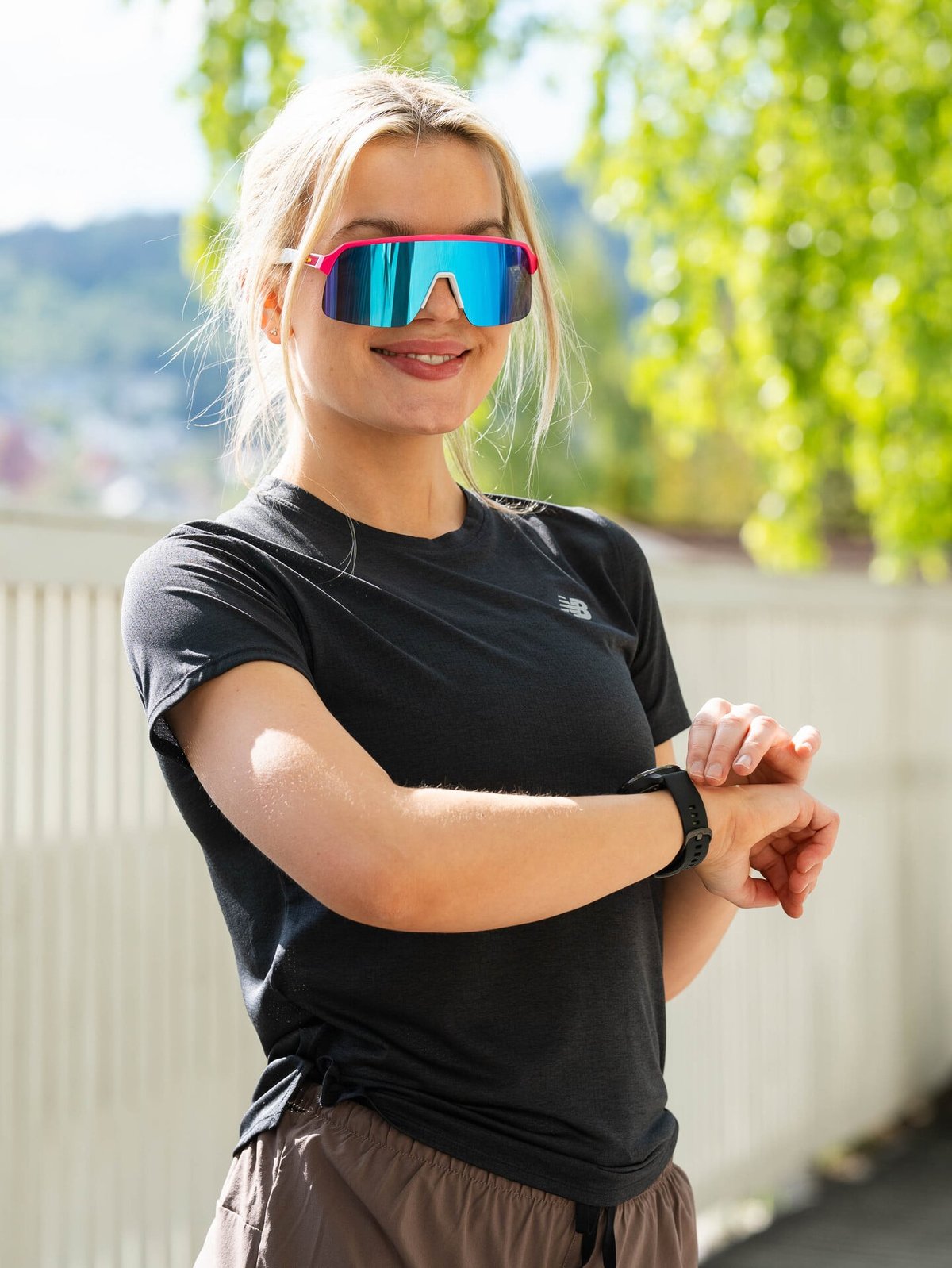 Oakley Sutro Lite Neon pink / Prizm sapphire