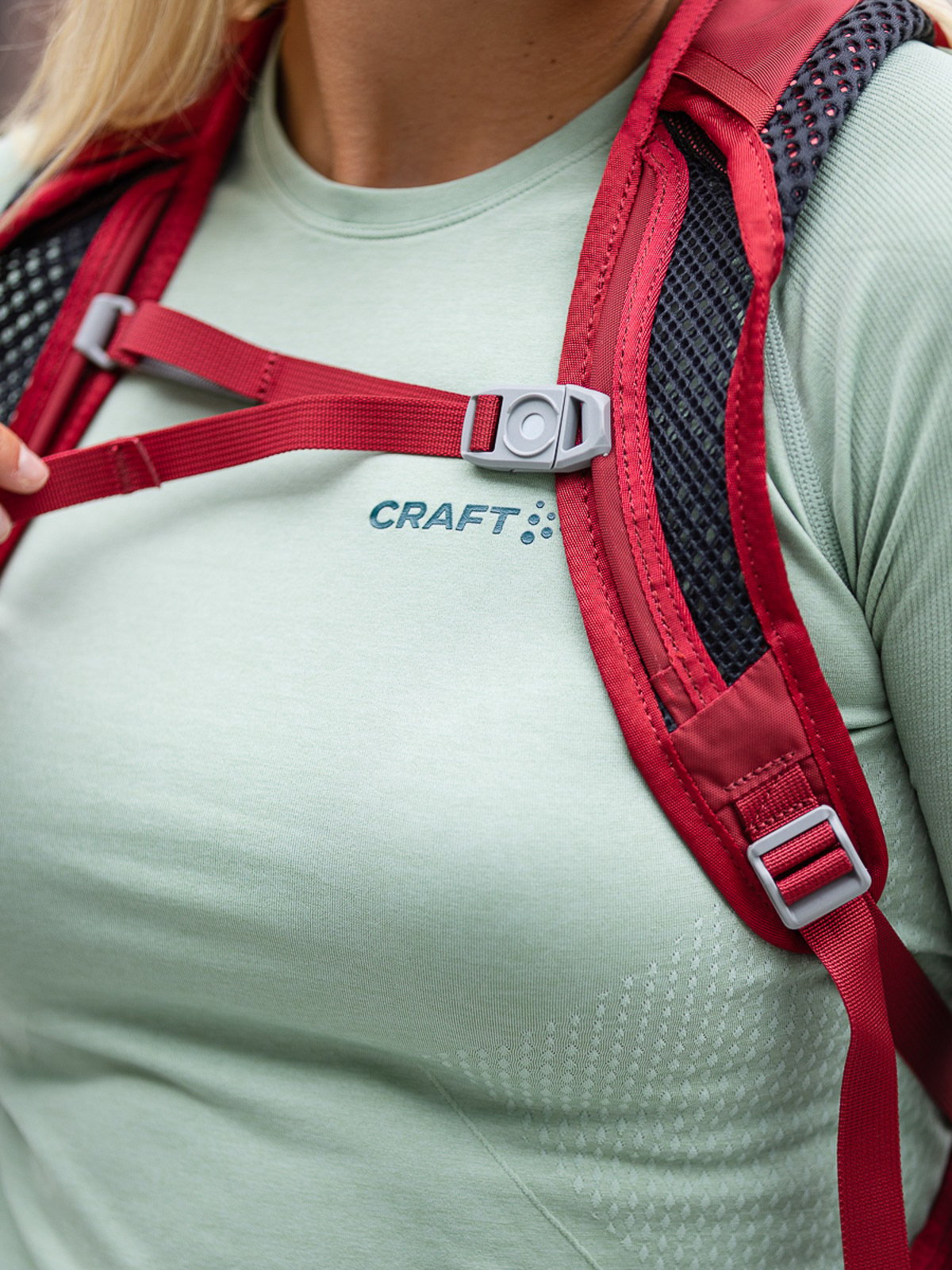 Osprey Salida 12L Claret Red