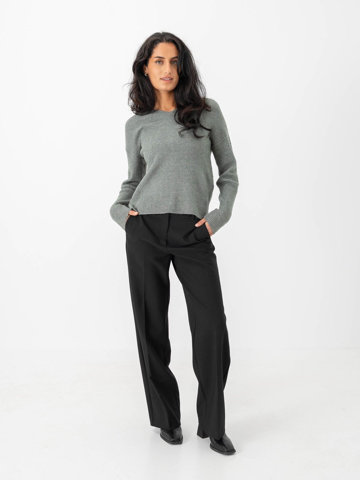 Only Camilla V-Neck Long Sleeve Pullover Knit Laurel Wreath Melange