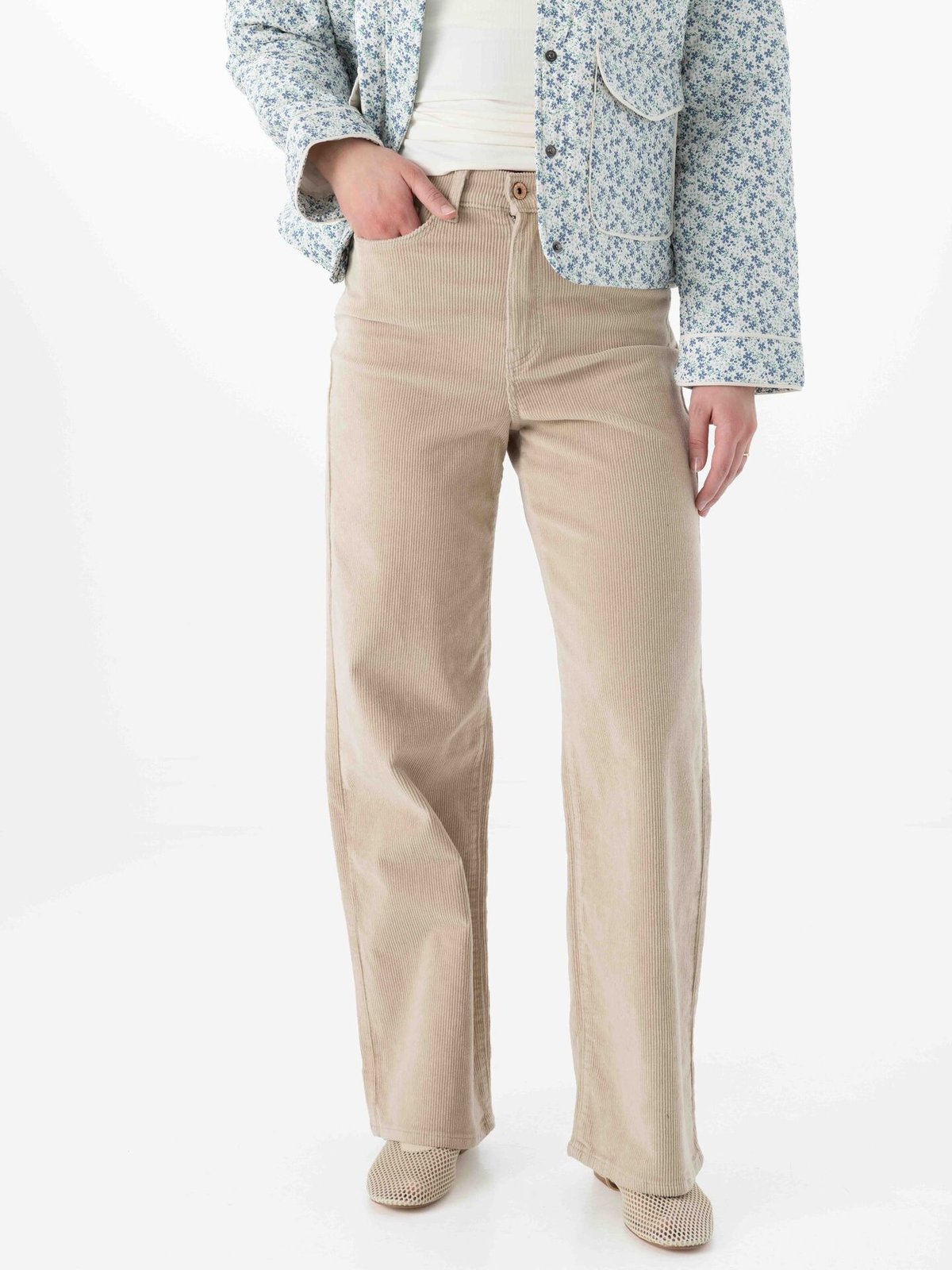 Only Hope Global High Waist Wide Cord Pant Oatmeal