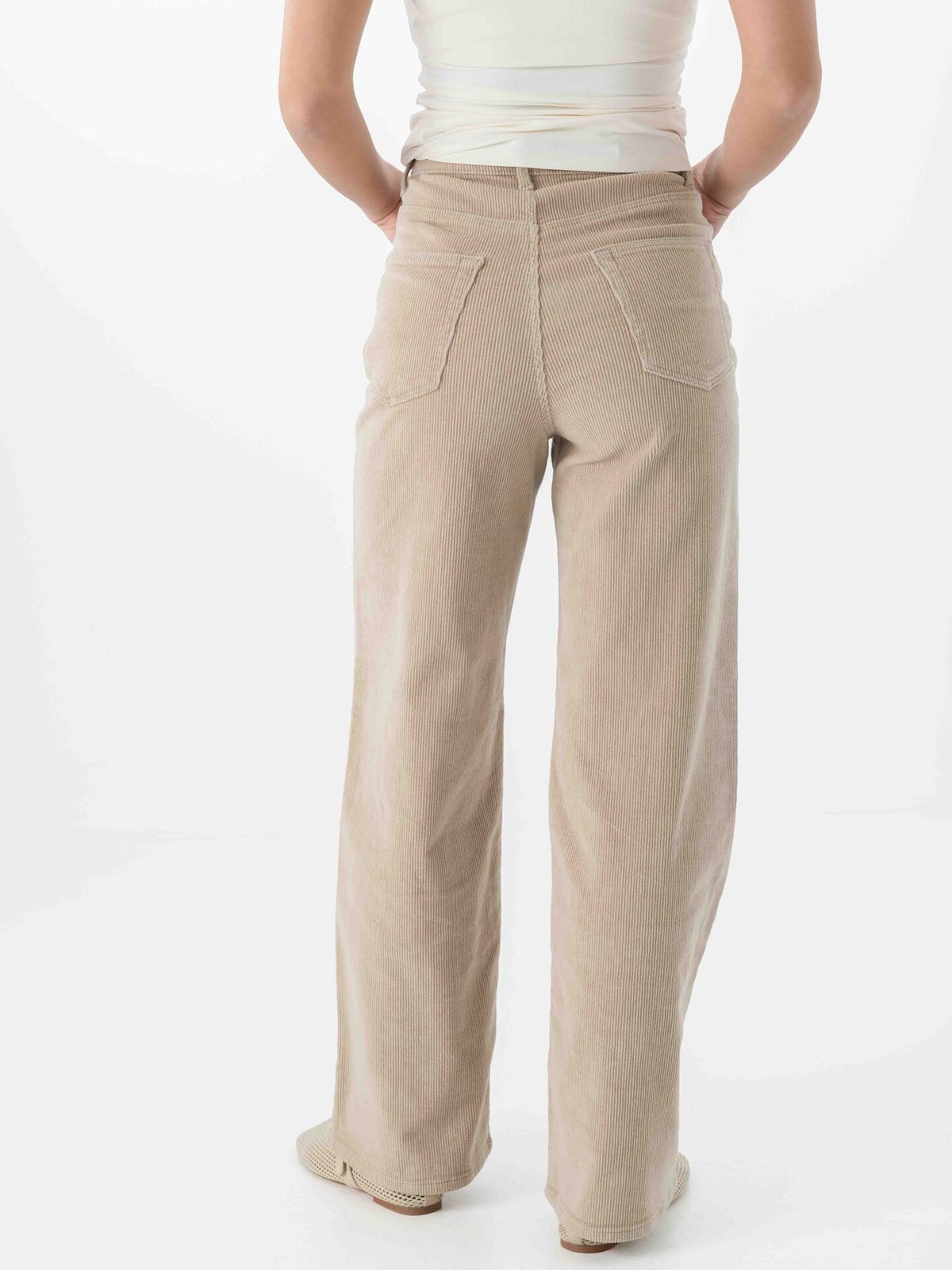 Only Hope Global High Waist Wide Cord Pant Oatmeal