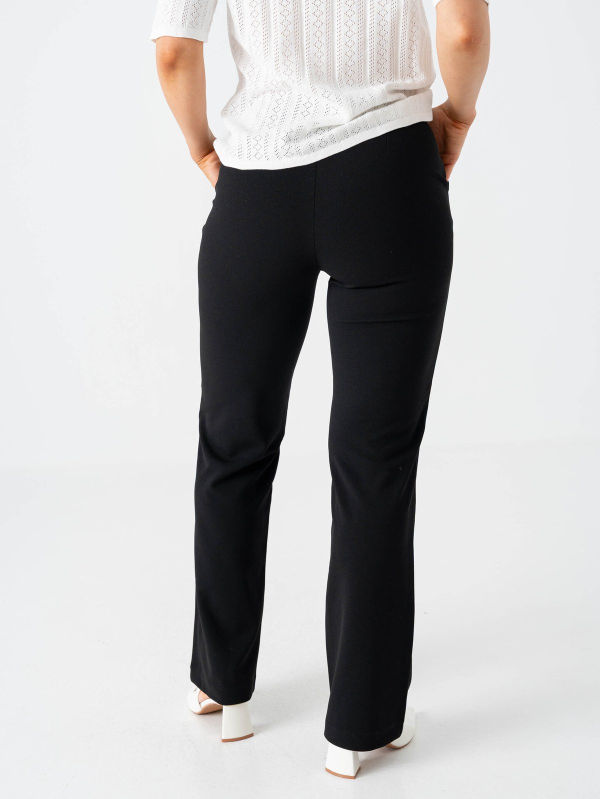 Only Raffy-Yo Life Mid Straight Pant Black