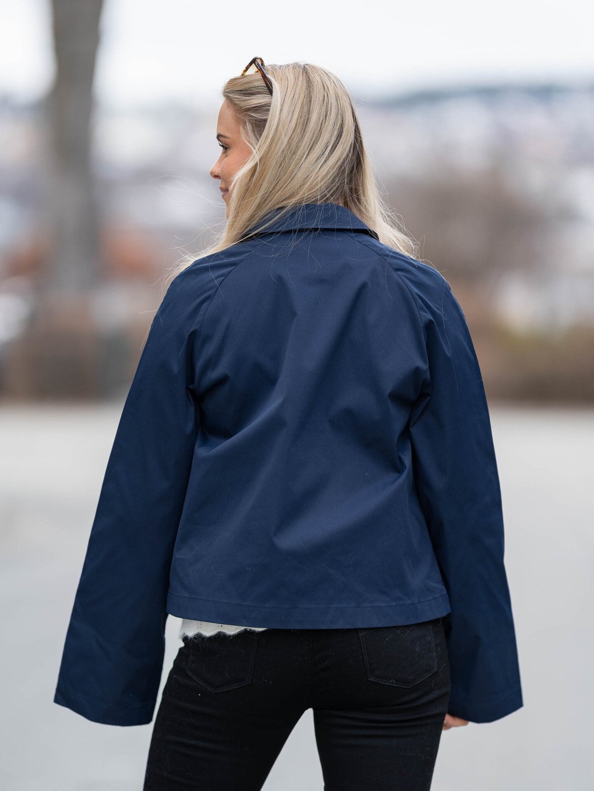 Only April Short Trenchcoat Night Sky