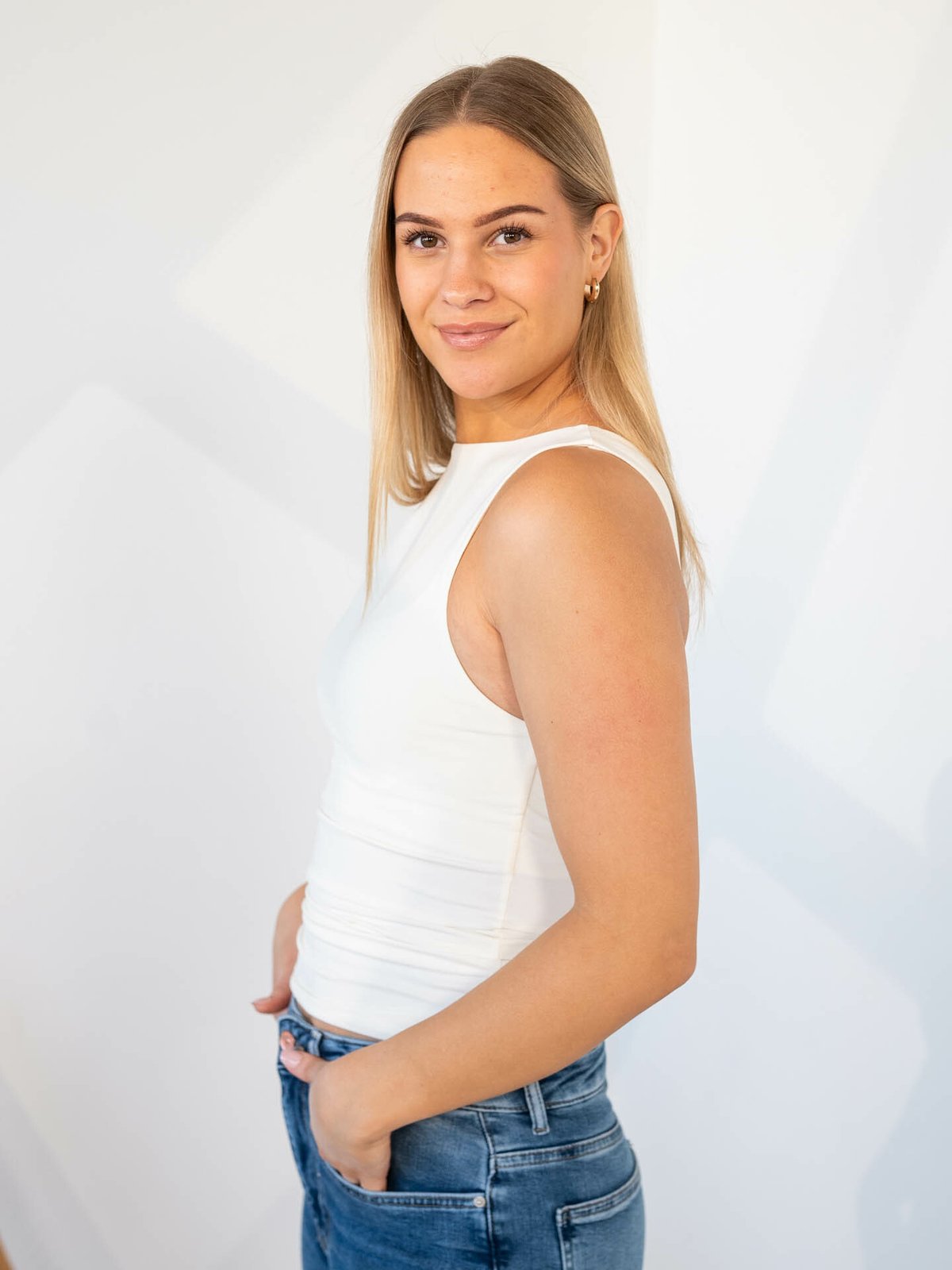 Only Ea Sleeveless 2-Ways Fit Top Cloud Dancer