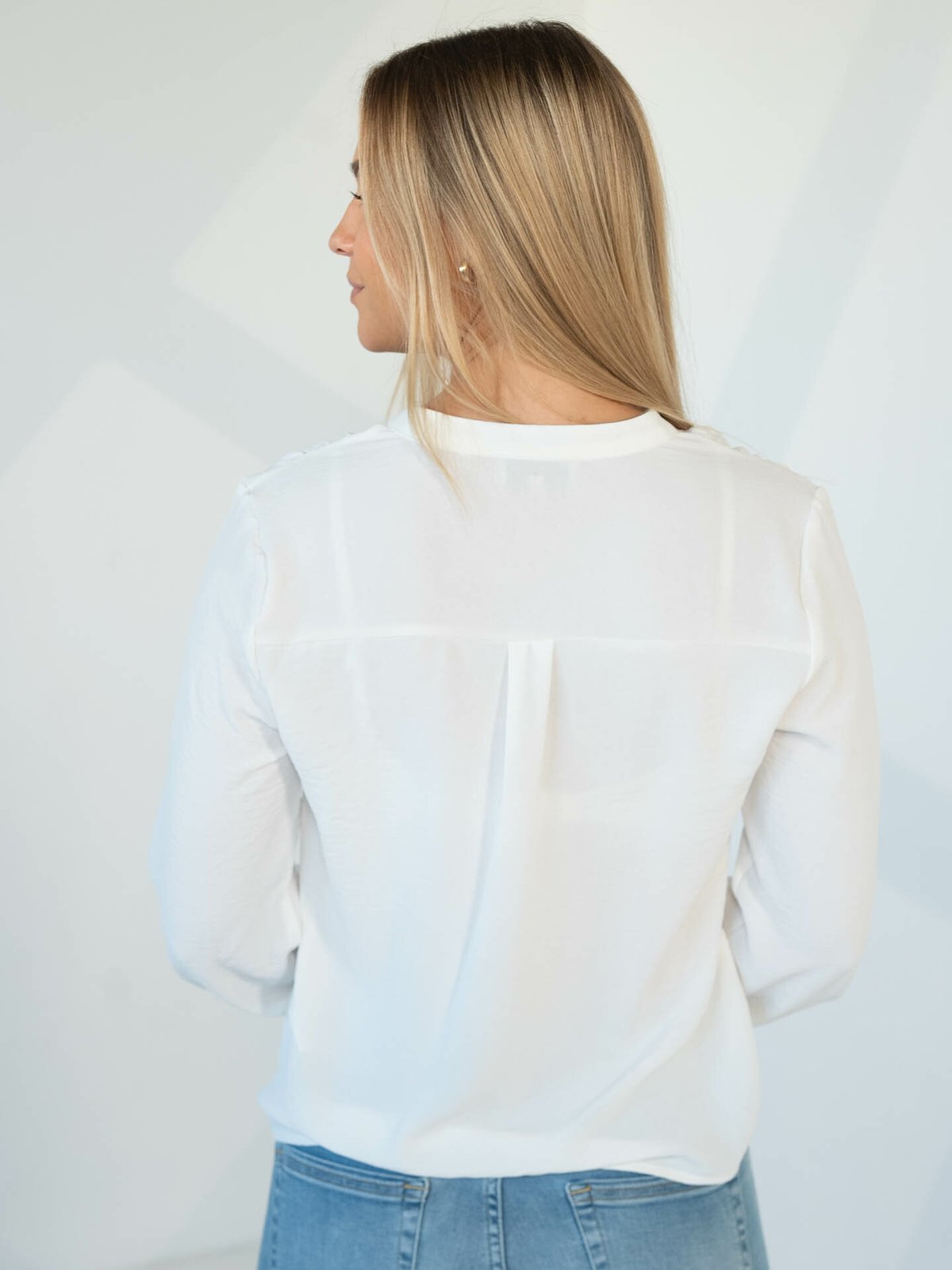 Only Mette V-Neck Long Sleeve Smock Top Cloud Dancer