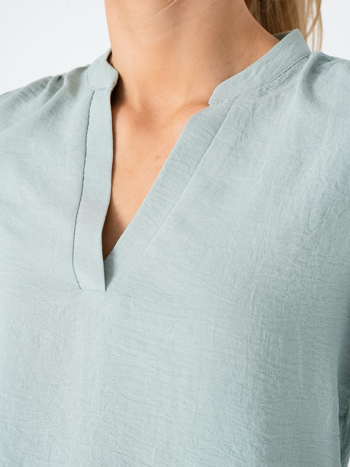 Only Mette V-Neck Long Sleeve Smock Top Jadeite