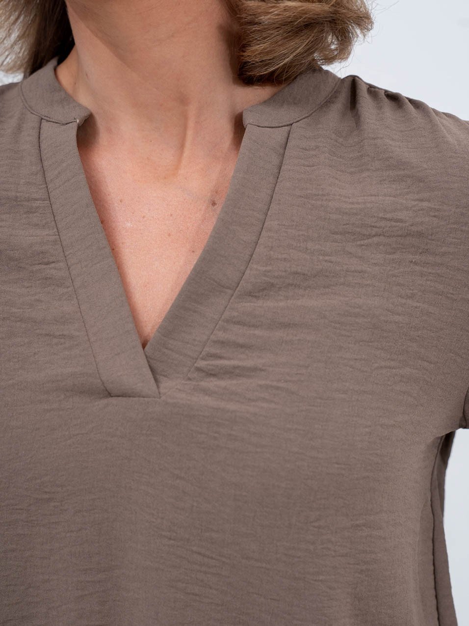 Only Mette V-Neck Long Sleeve Smock Top Walnut