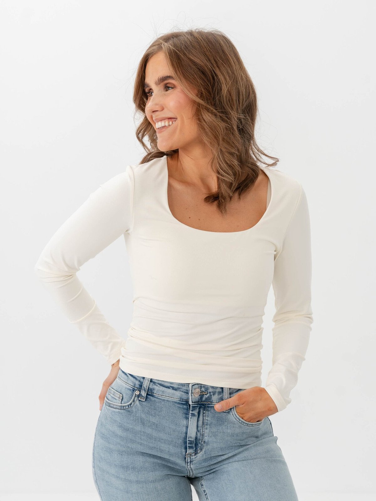 Only Ea Long Sleeve 2-Way Deep Neck Top Cloud Dancer