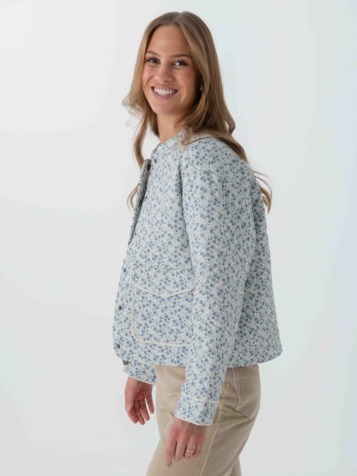 Only Hallie Quilted Jacket Cloud Dancer / Blue Ditsy