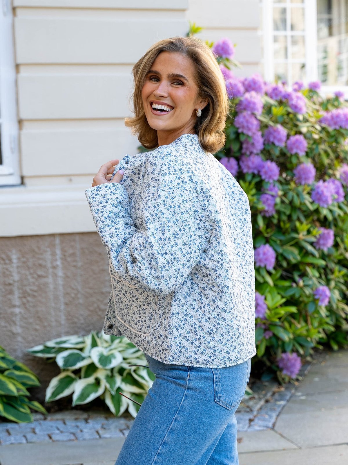 Only Hallie Quilted Jacket Cloud Dancer / Blue Ditsy