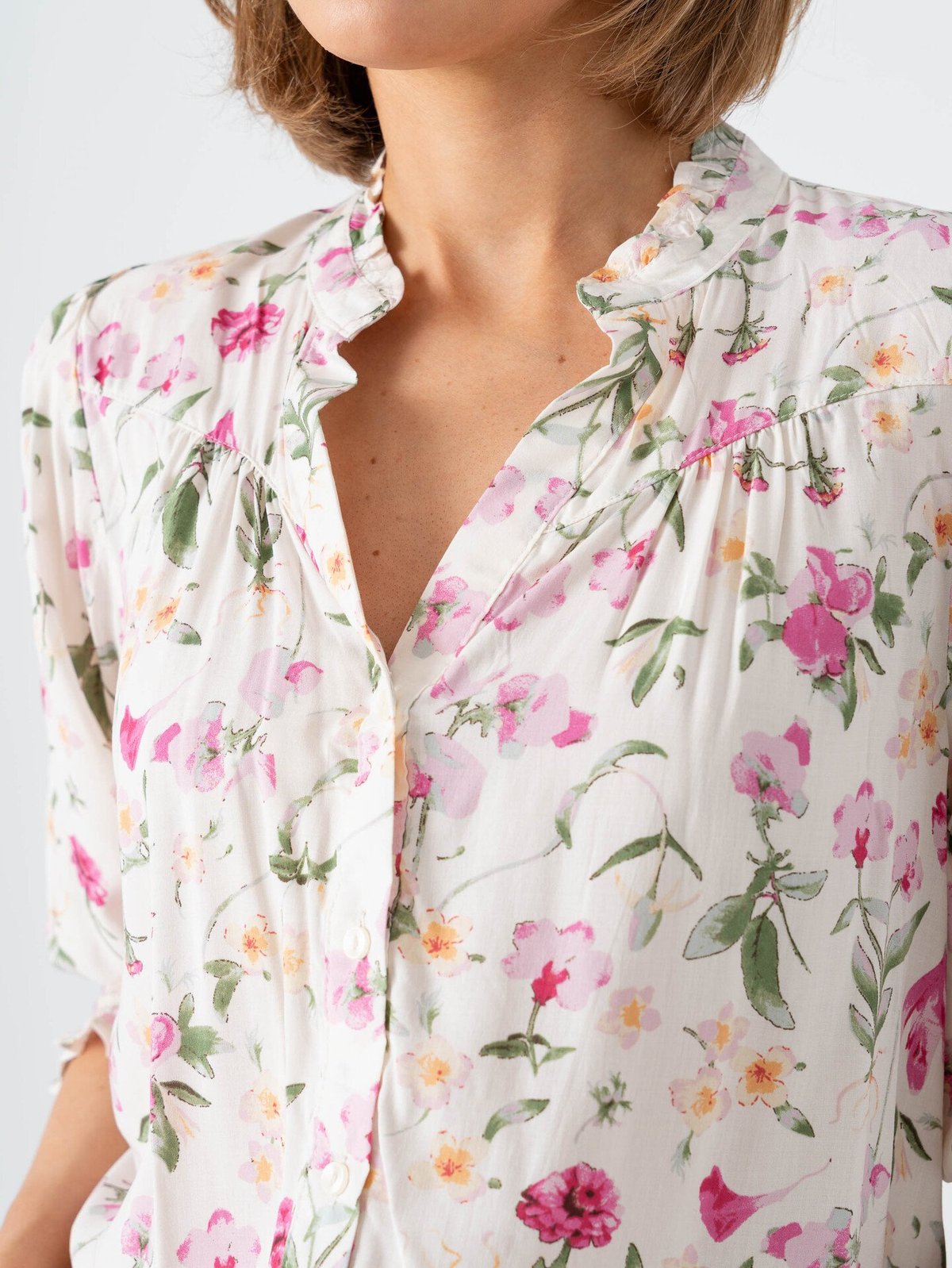 Only Raya 3/4 Shirt Cloud Dancer Liv Flower