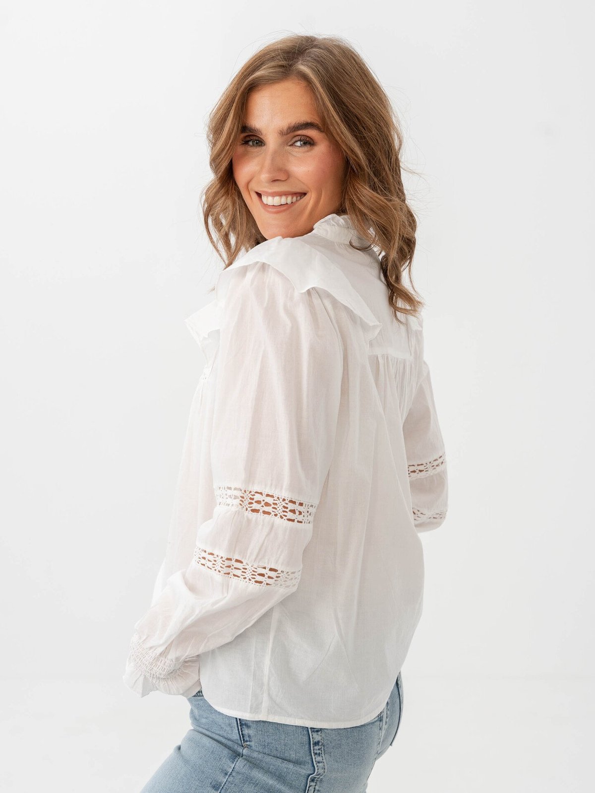 Only Julia Life Long Sleeve Blouse Cloud Dancer