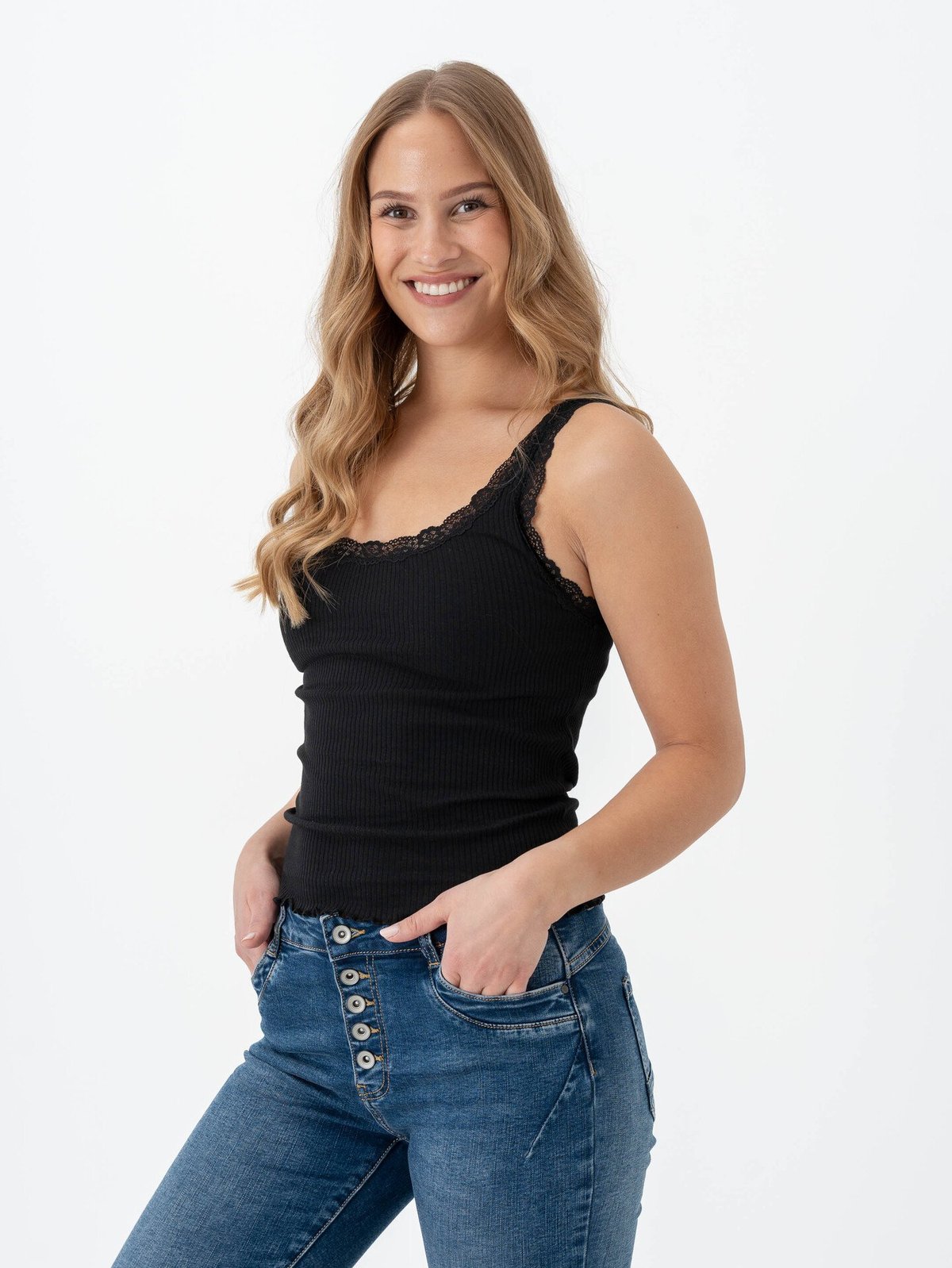 Only Sara Sharai Lace Tank Top Black