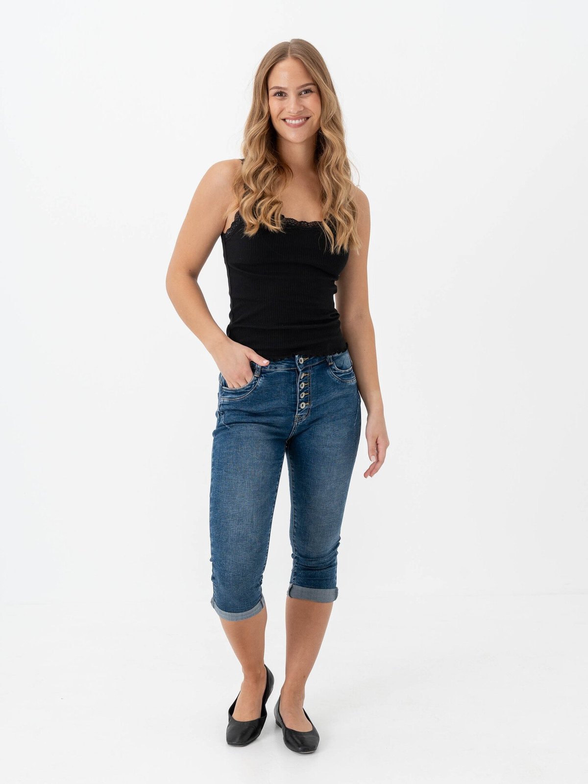 Only Sara Sharai Lace Tank Top Black