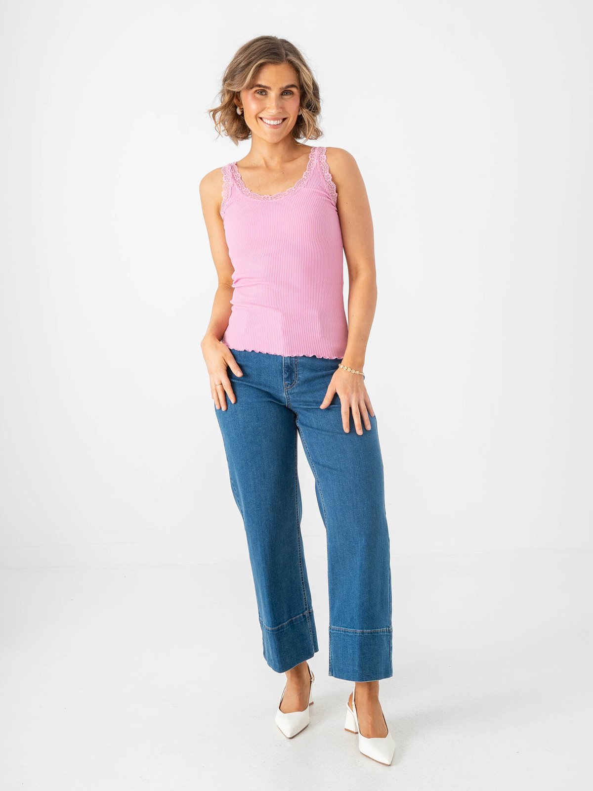 Only Sara Sharai Lace Tank Top Begonia Pink