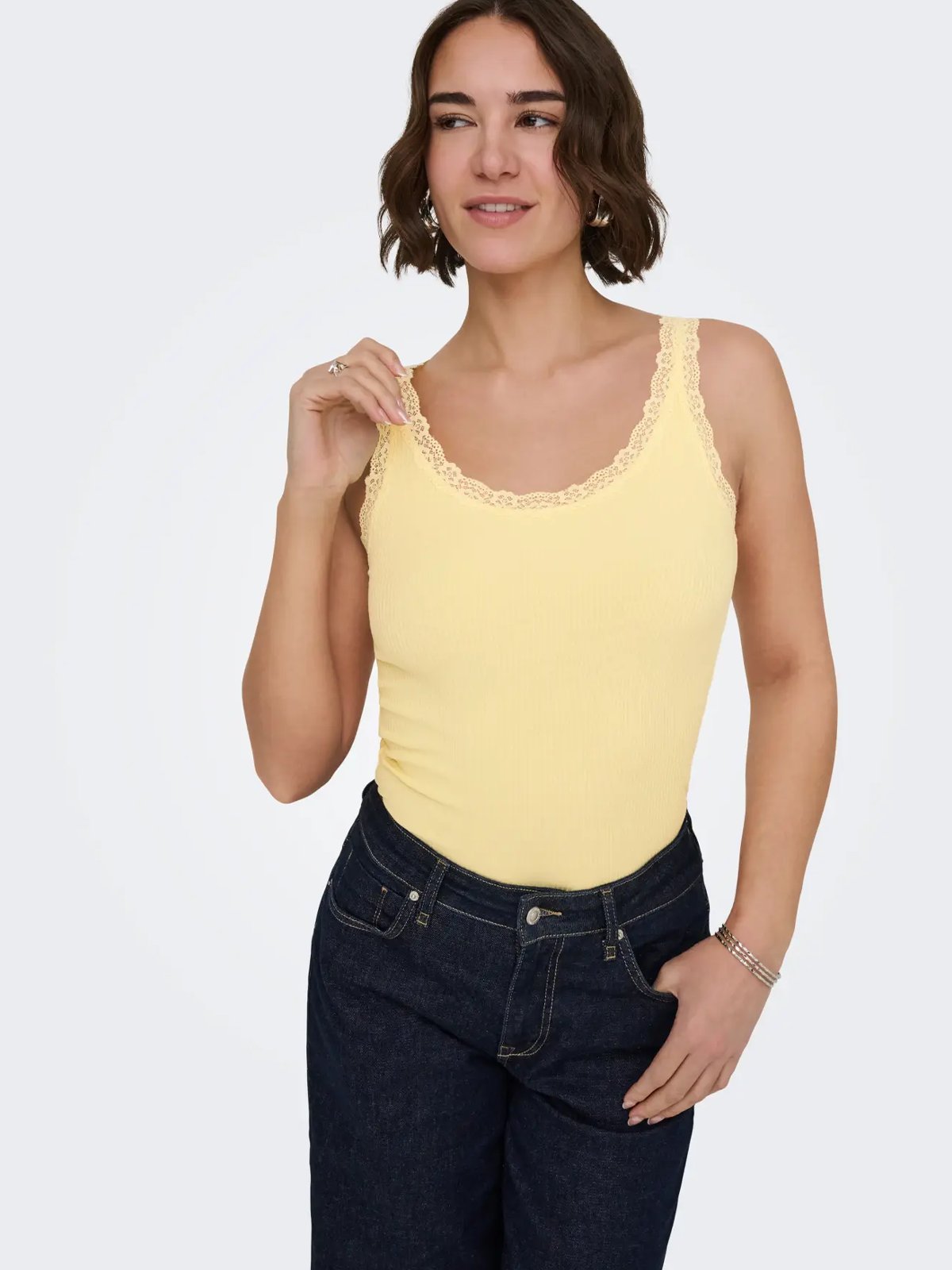 Only Sara Sharai Lace Tank Top Double Cream