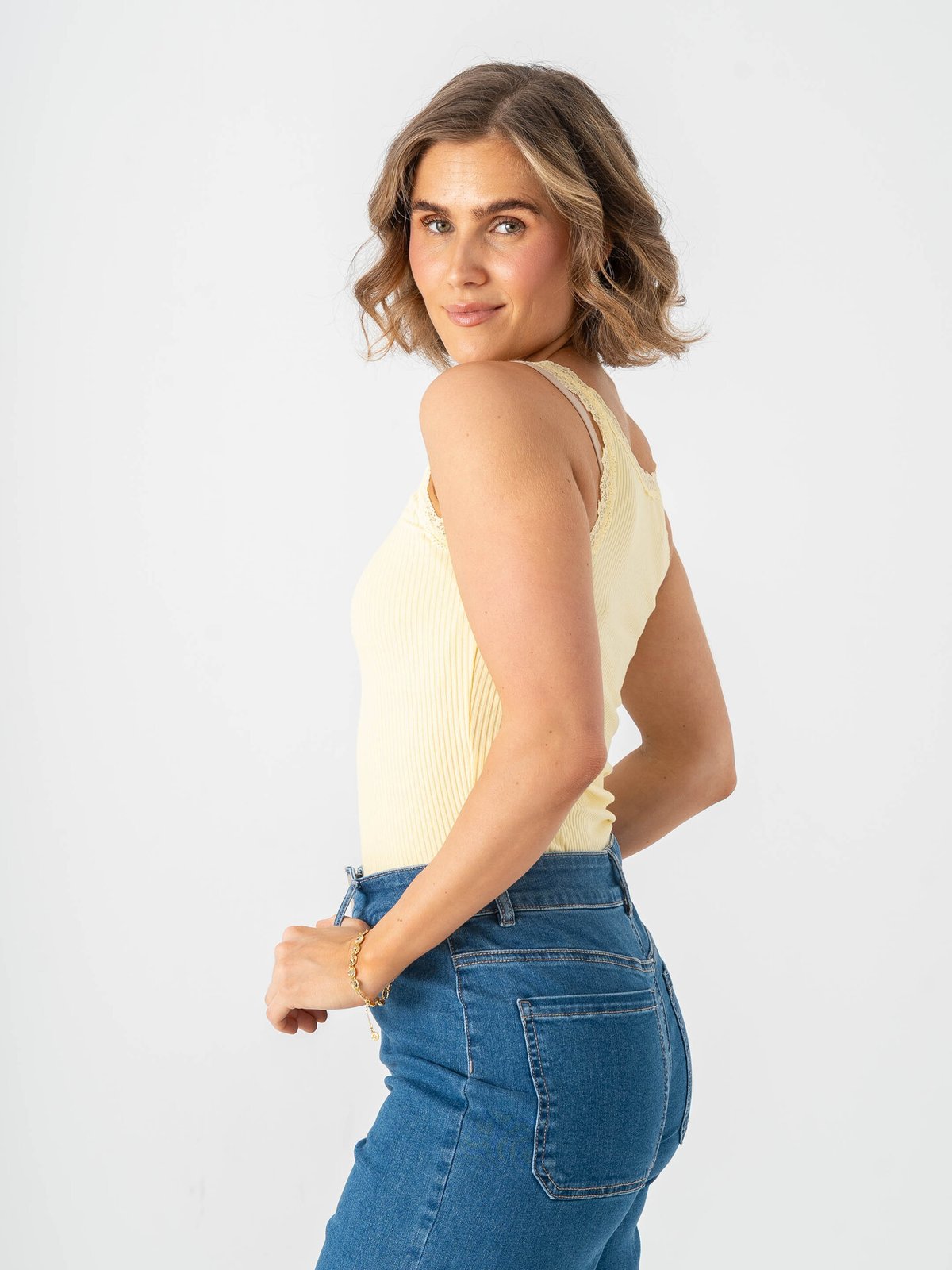 Only Sara Sharai Lace Tank Top Double Cream