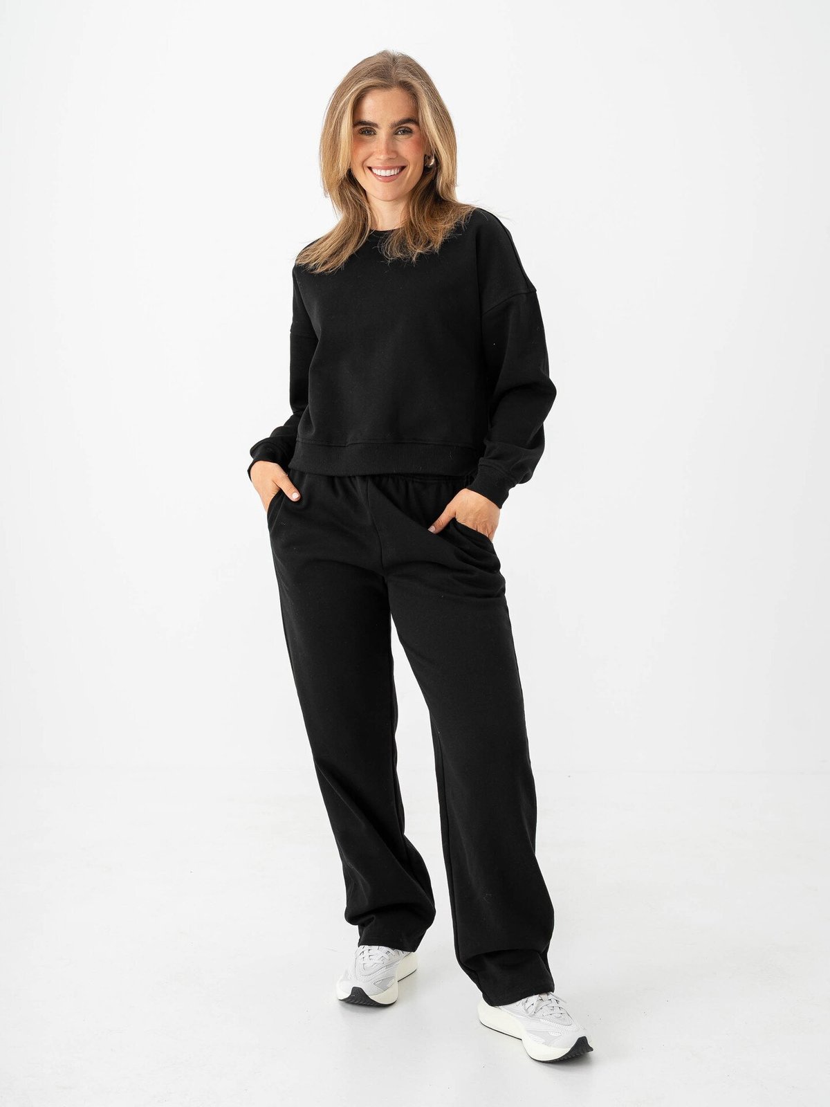 Only Daze Long Sleeve Crew Neck Sweat Black