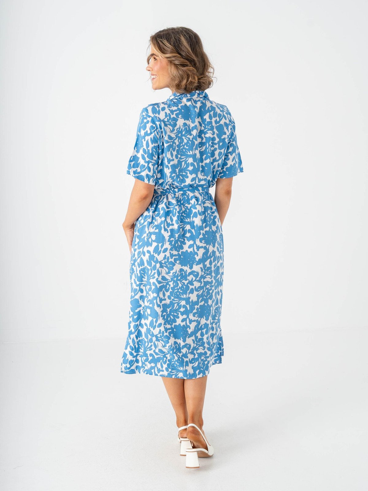 Only Yasmin Short Sleeve Shirt Dress Cloud Dancer / Tania Flower / Nebulas Blue